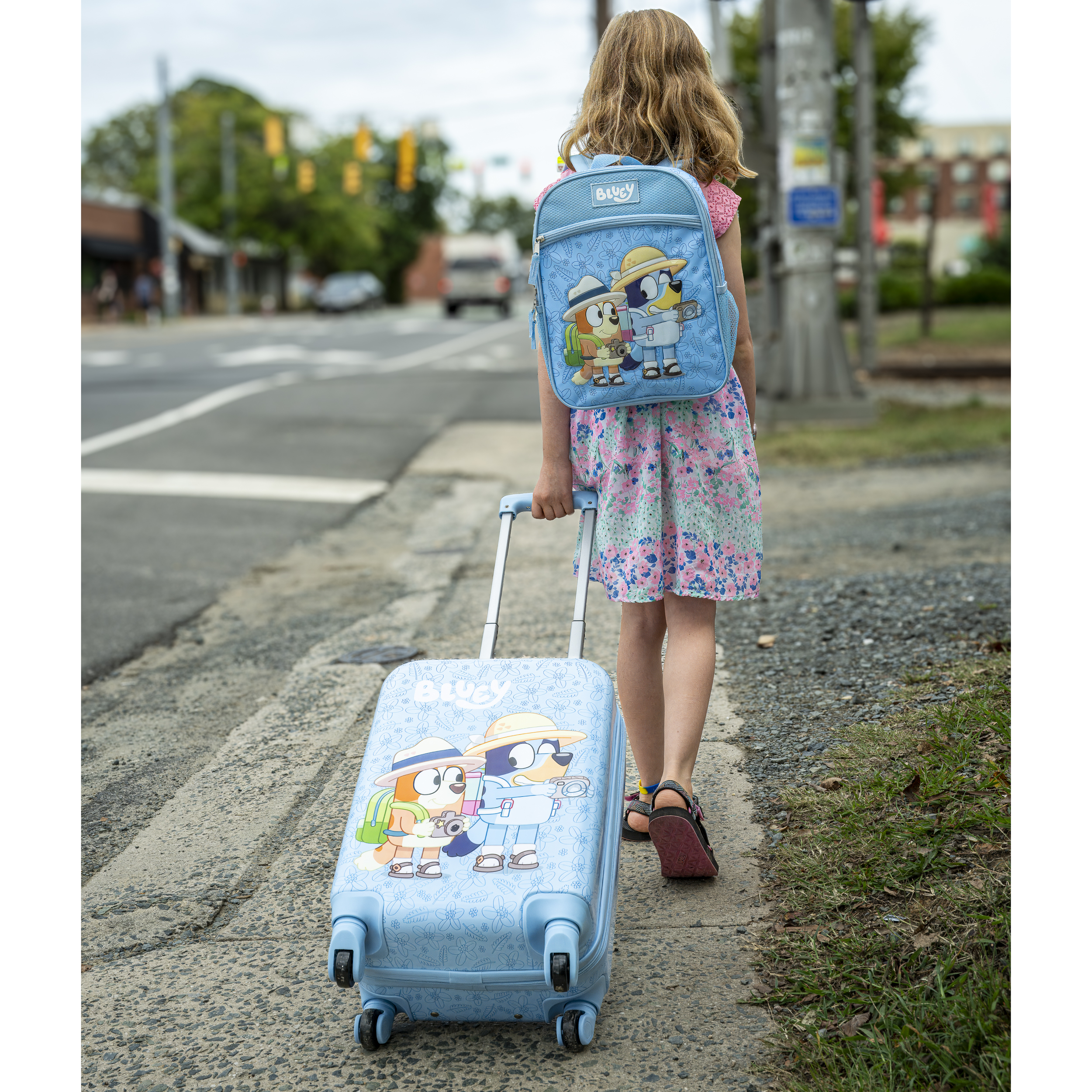 thumbnail video image 2 of Bluey Kids Luggage and Backpack Set - 18" Luggage Suitcase With Wheels, 13.75" Backpack, 2 of 7