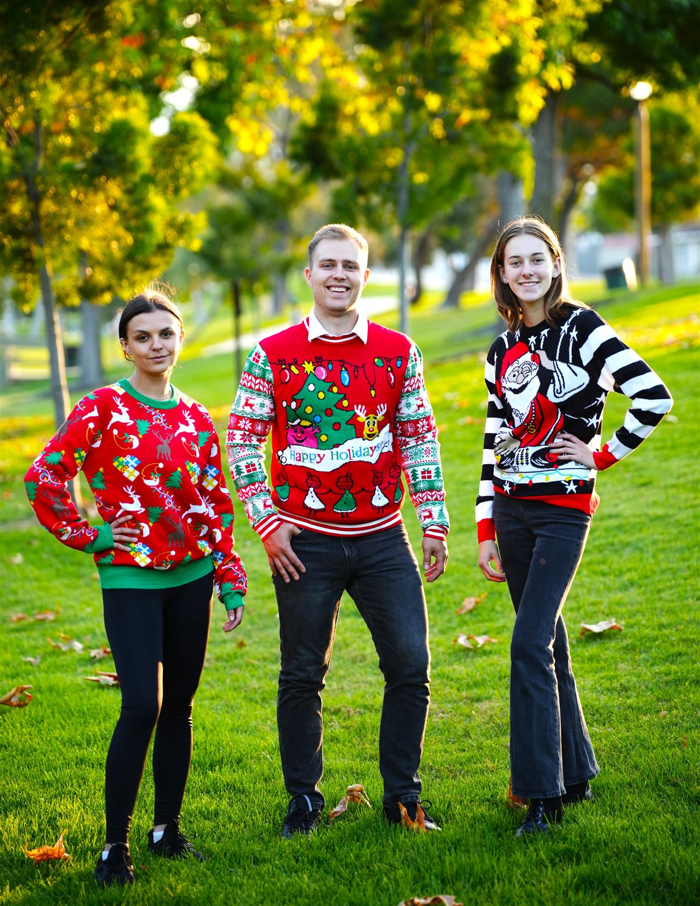 thumbnail video image 2 of Socal Look Women's Ugly Christmas Sweater, Long Sleeve Crew Neck Acrylic Holiday Pullover, 3XL, 2 of 11