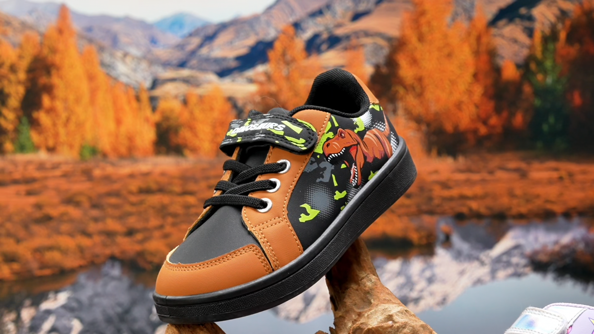 thumbnail video image 2 of EUXTERPA Toddler Sneakers for Boys Casual Fashion Shoes Kids School Walking Shoes Rocket Little Kid Size 13, 2 of 7