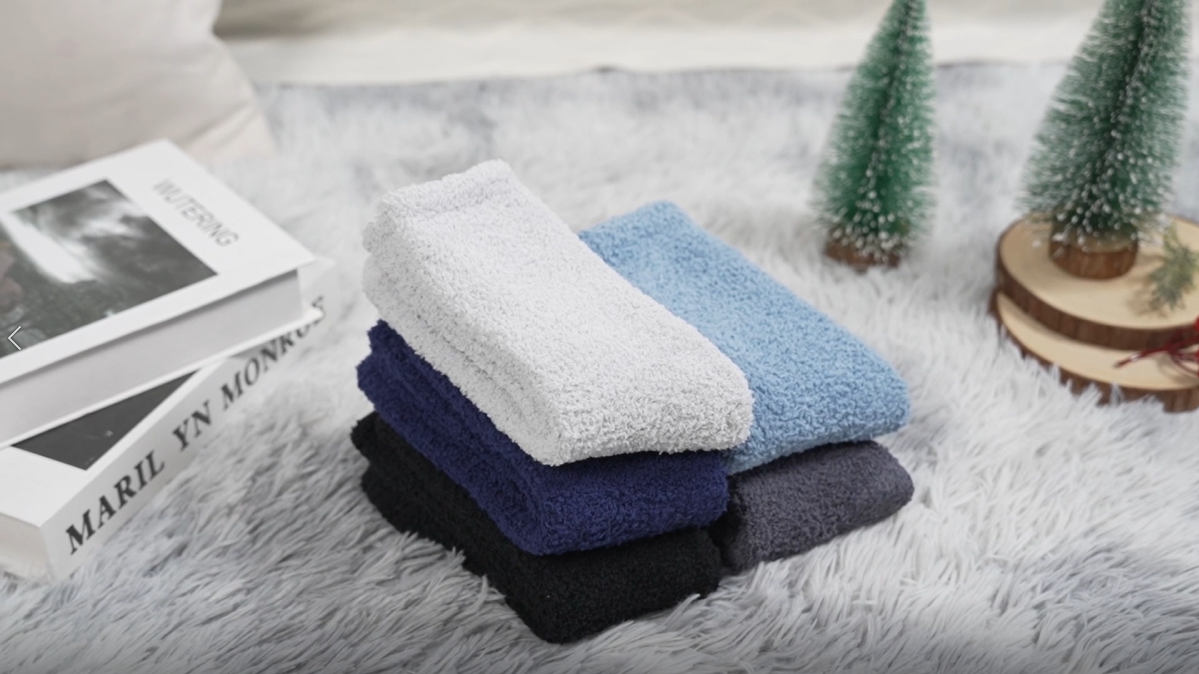 thumbnail video image 2 of FREE YOKA 5 Pairs Men Fuzzy Socks Slipper Soft Cozy Plush Fluffy Sock Grips Non Slip Winter Valentine's Day Warm Gifts, 2 of 8