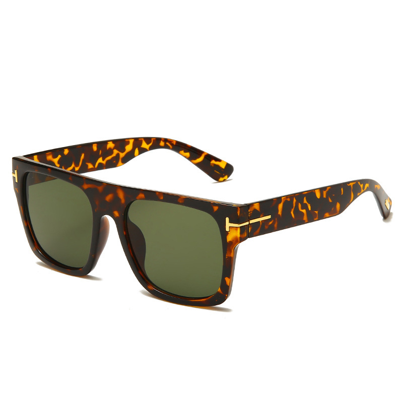 thumbnail video image 2 of US Exclusive ‌ ‌FT1922 Unisex Retro Sunglasses – Oval PC Frame with UV3800 Protection‌, 2 of 9