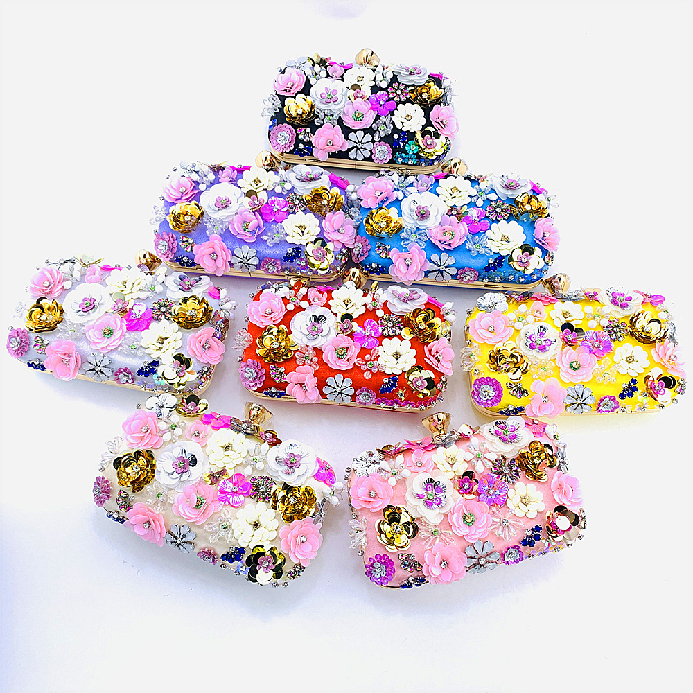 thumbnail video image 2 of Fashion Evening Bags Handmade Flower Beaded Bags Banquet Wedding Party Bags,Pink, 2 of 11