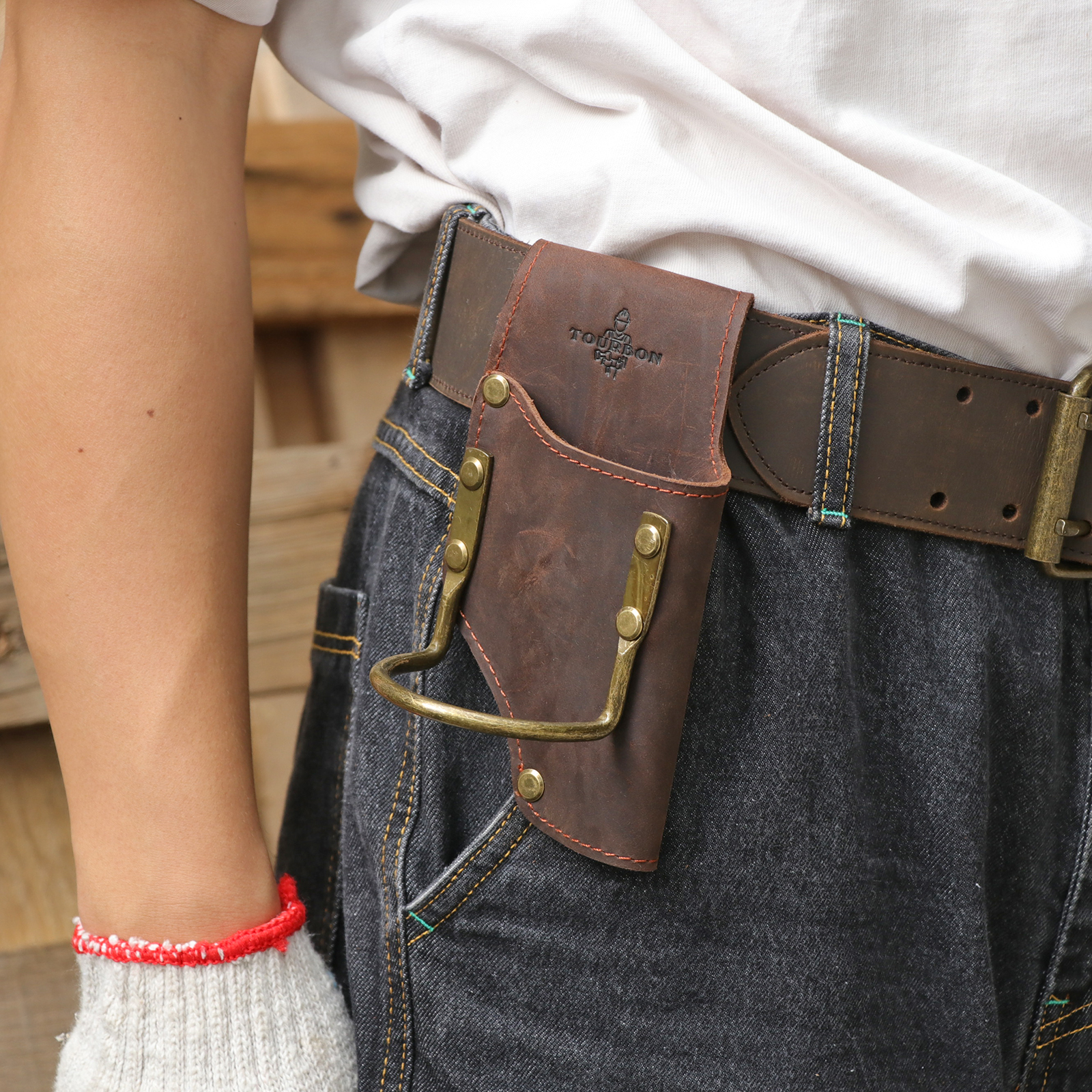 thumbnail video image 2 of TOURBON 2-in-1 Belt Pouch Wrench Carry Holder Heavy Duty Leather Tools Pouch Holster Hanger Brown, 2 of 10