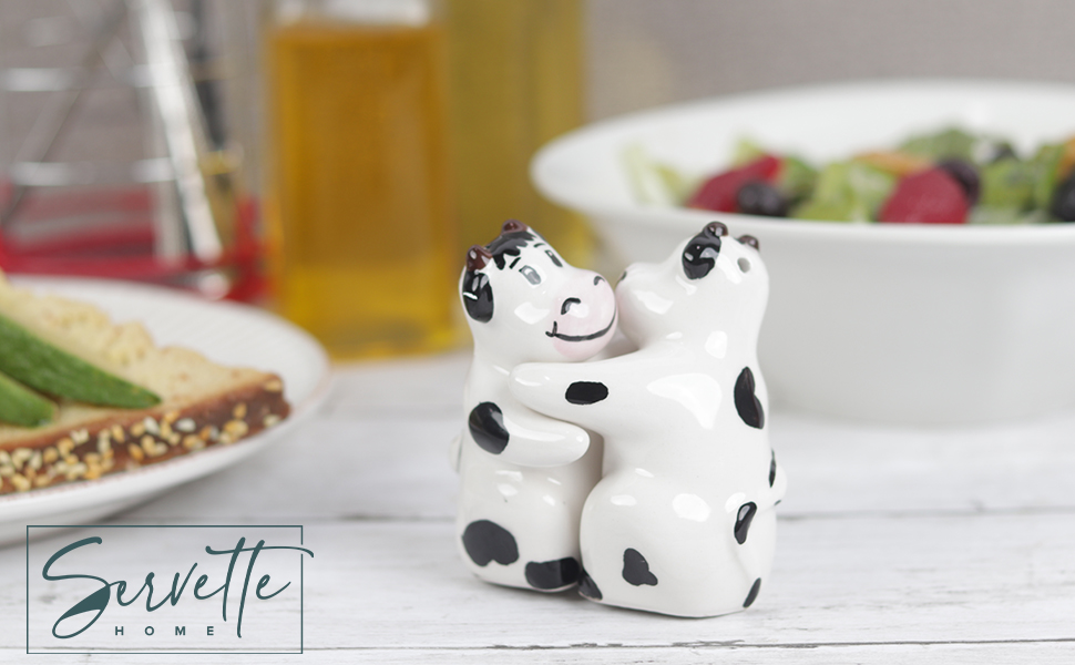 thumbnail video image 2 of Salt Pepper Shakers Animals, 2 of 6