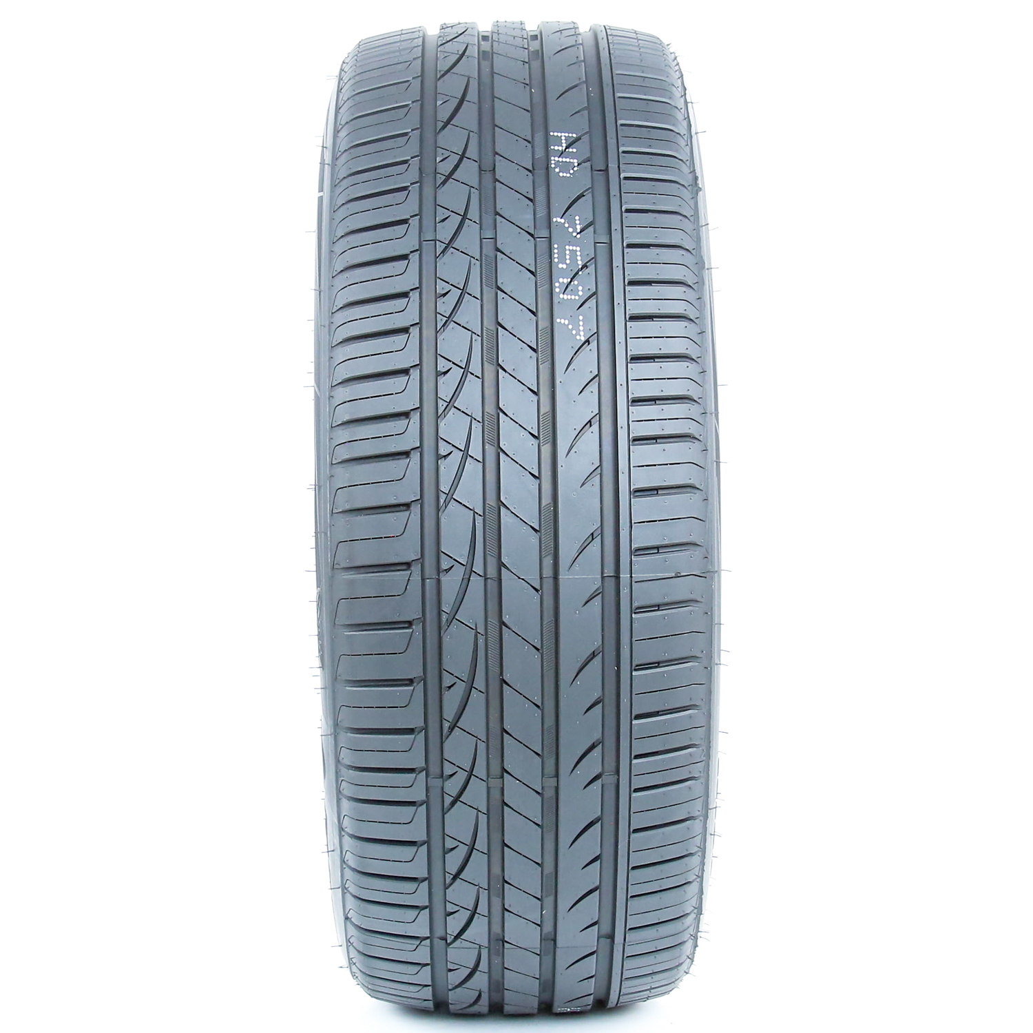 Haida HD937 High Performance 255/45ZR20 XL Tire for 2018 Audi Q5