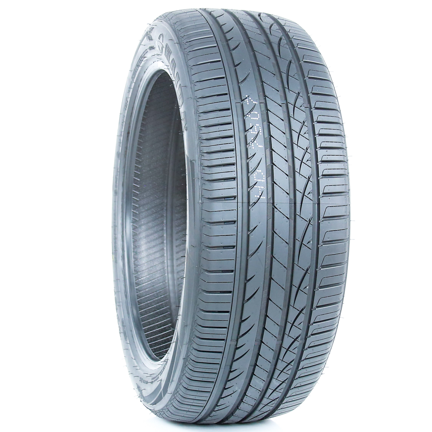 Haida HD937 High Performance 255/45ZR20 XL Tire for 2018 Audi Q5