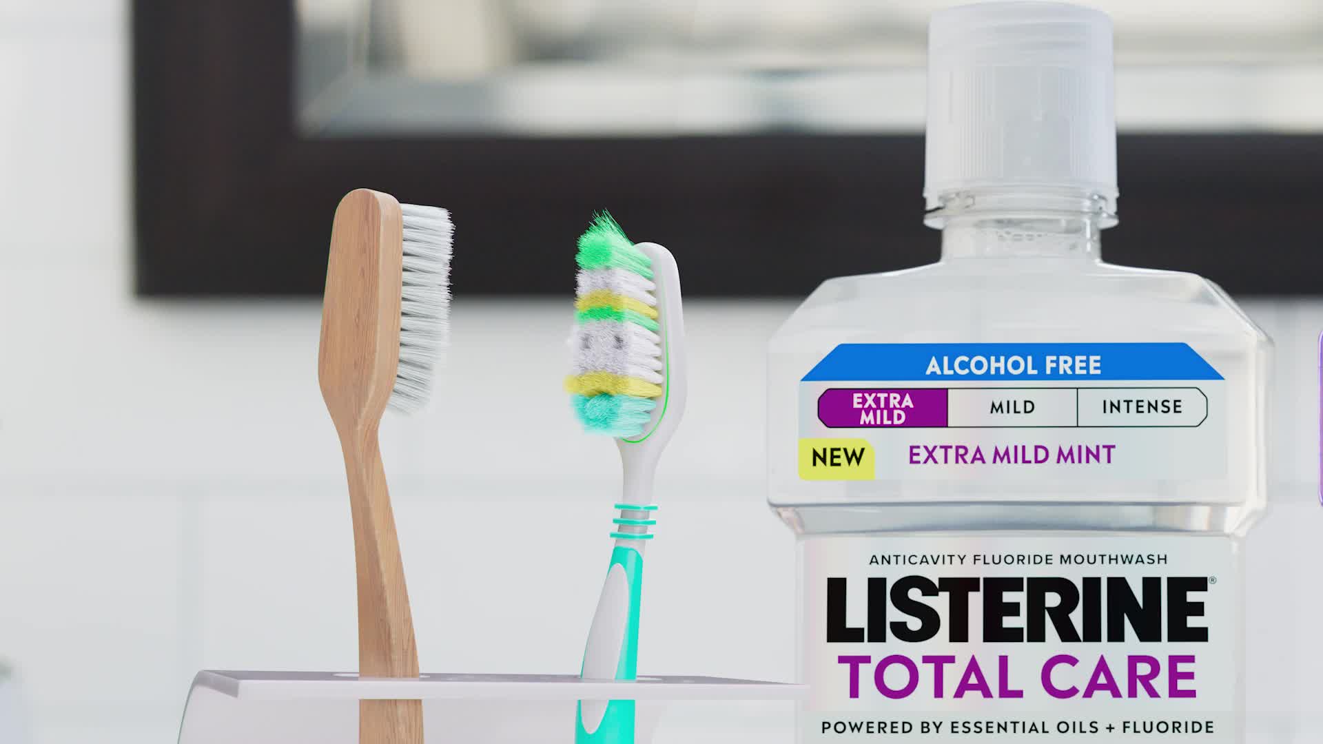 thumbnail video image 2 of Listerine Ultraclean Intense Antiseptic Mouthwash + Whitening Protection*, Intense Mint, 2 x 1L, 2 of 11