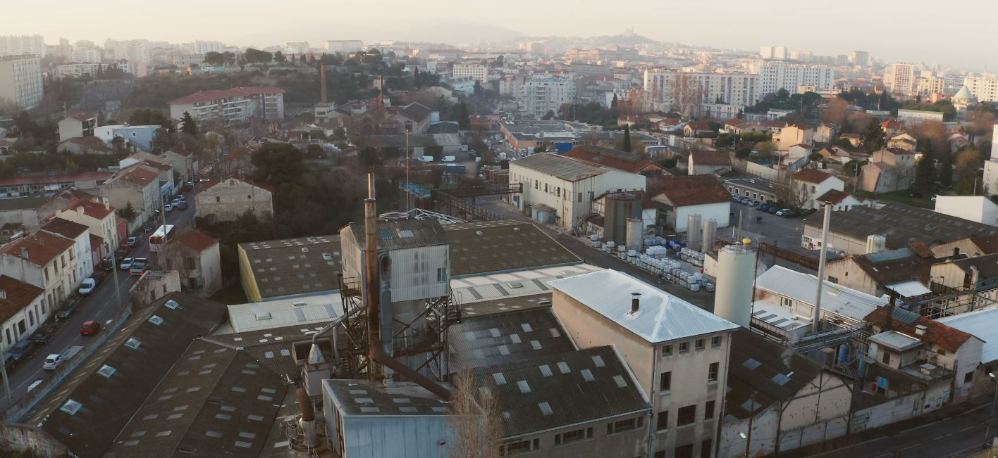 thumbnail video image 2 of Fer à Cheval Pure Olive Authentic Savon De Marseille Soap Bar, Pack of 4 100g/3.53oz, 2 of 6