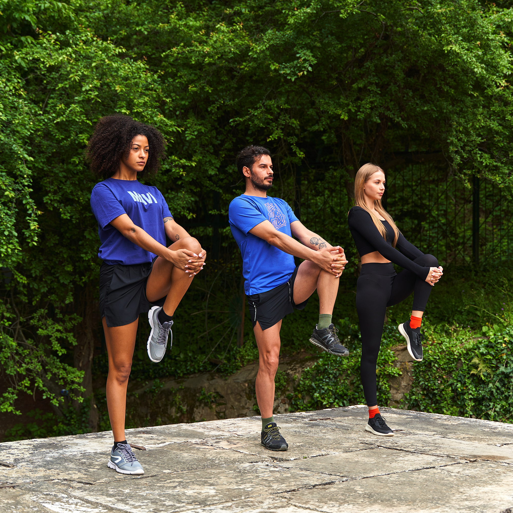 thumbnail video image 2 of GoWith Running Socks for Men and Women | Cushioned Anti Blister Ankle Socks | 4 Pairs | Model: 3594, 2 of 12