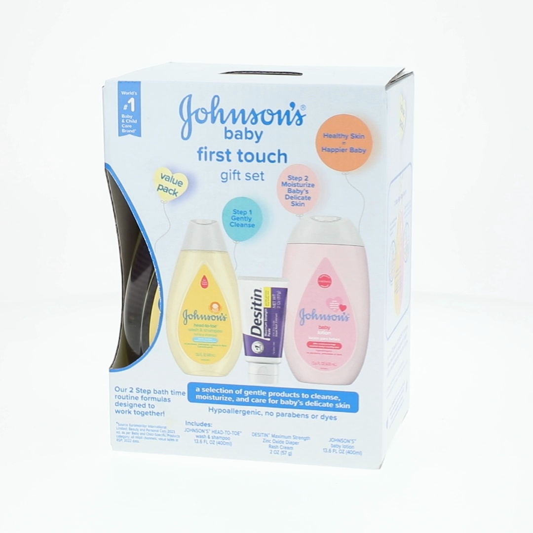 Johnson's Baby First Touch Gift Set, 3 Items, Baby Bath & Skin