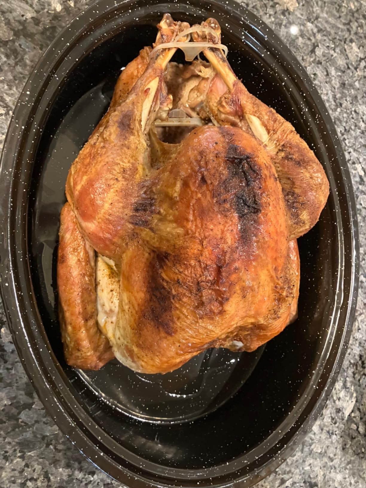 thumbnail video image 2 of 18 Inch Enamel Steel Turkey Roaster Pan with Lid - Oven Safe Large Roasting Pan for 16 lb Turkey, Thanksgiving & Holiday Meals, Dishwasher Safe, 2 of 9