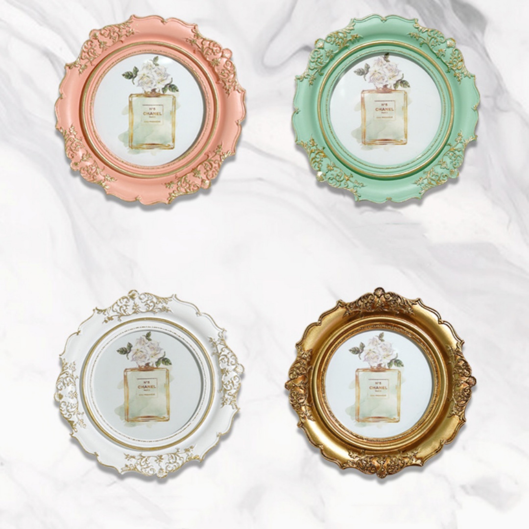 thumbnail video image 2 of Round Vintage Picture Frames 5x5 Pink, 2 of 5