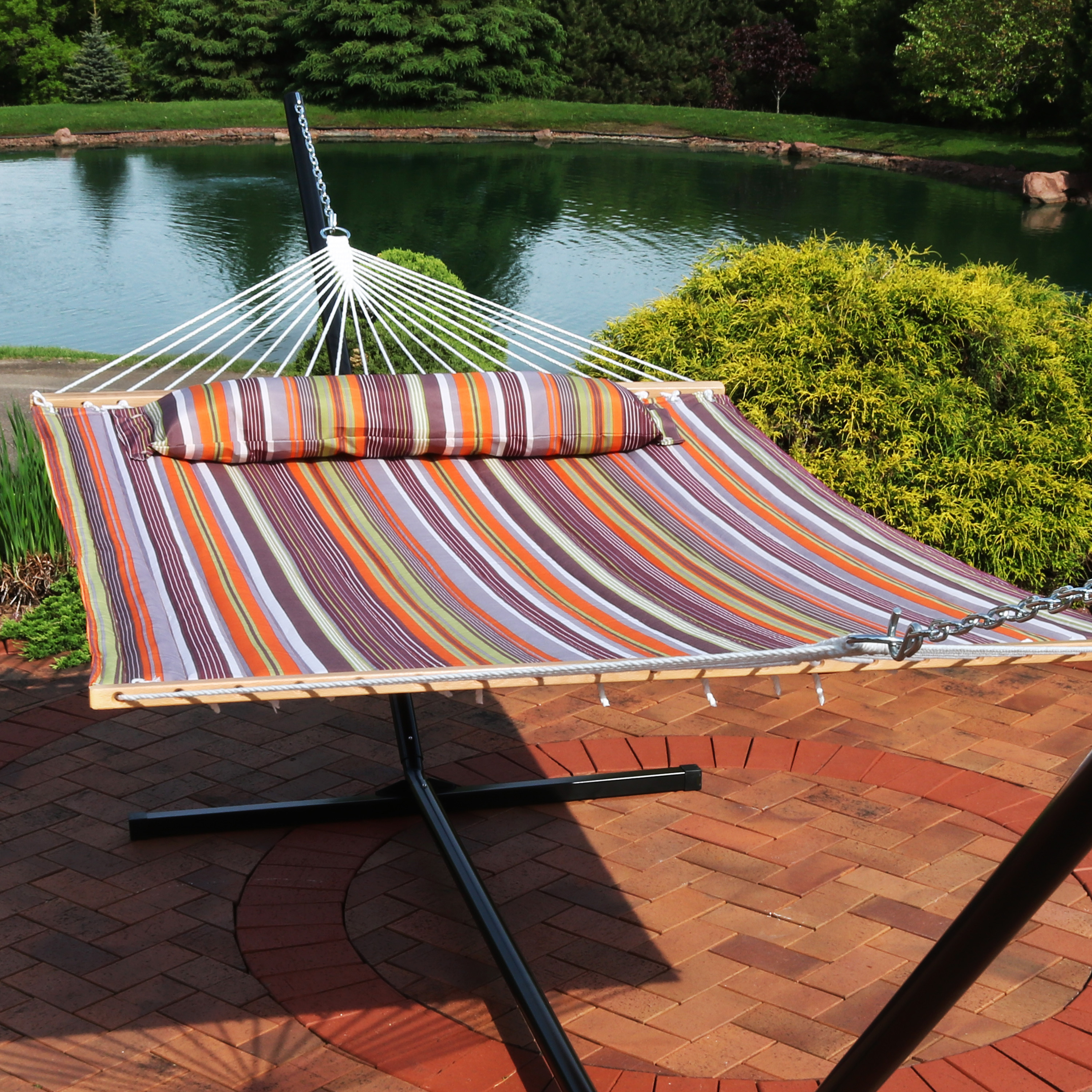 thumbnail video image 2 of Sunnydaze 2-Person Quilted Polyester Spreader Bar Hammock, 450 lb Capacity - Mountainside, 2 of 15
