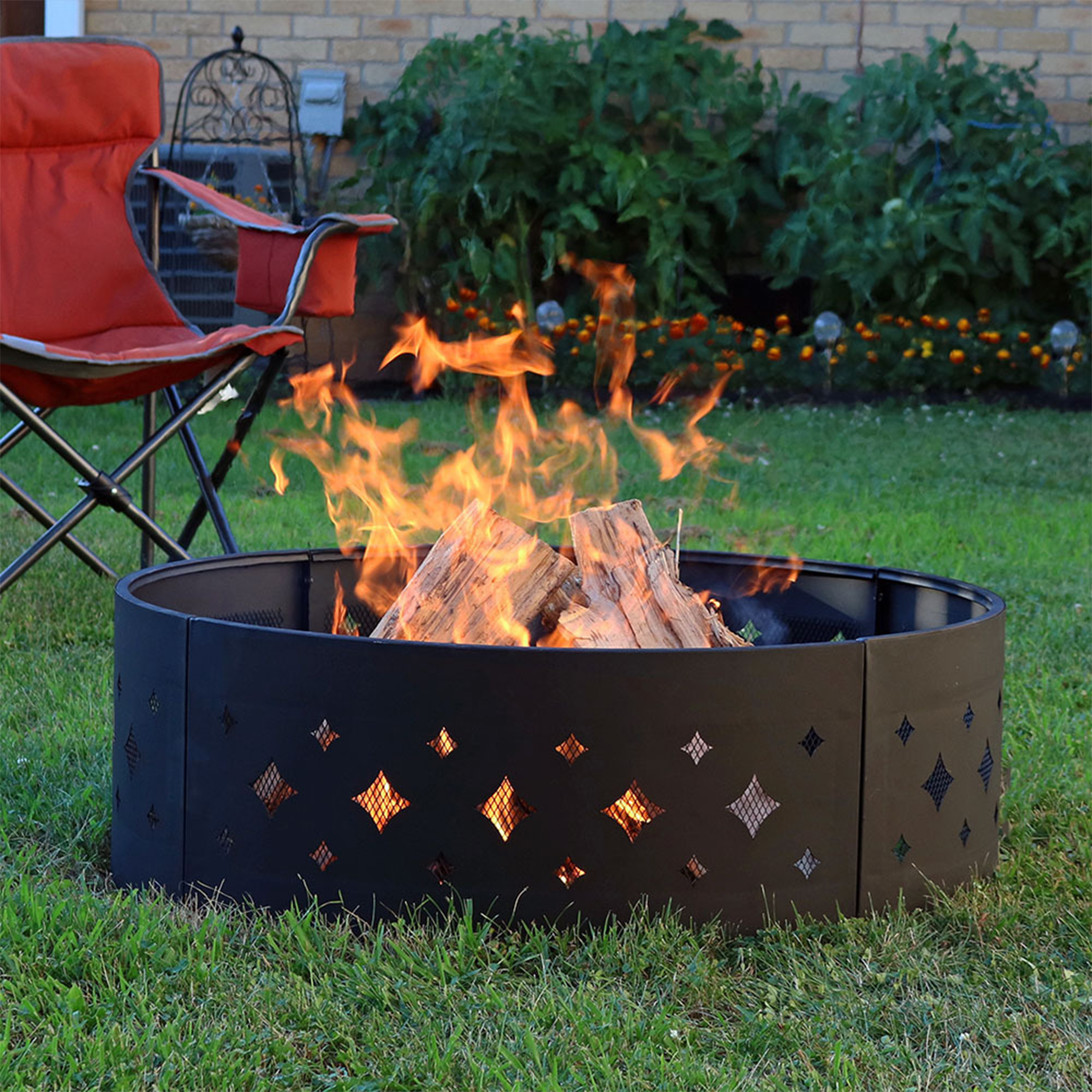 thumbnail video image 2 of Sunnydaze Diamond 36" Round Steel Wood Burning Fire Pit Ring, 2 of 11