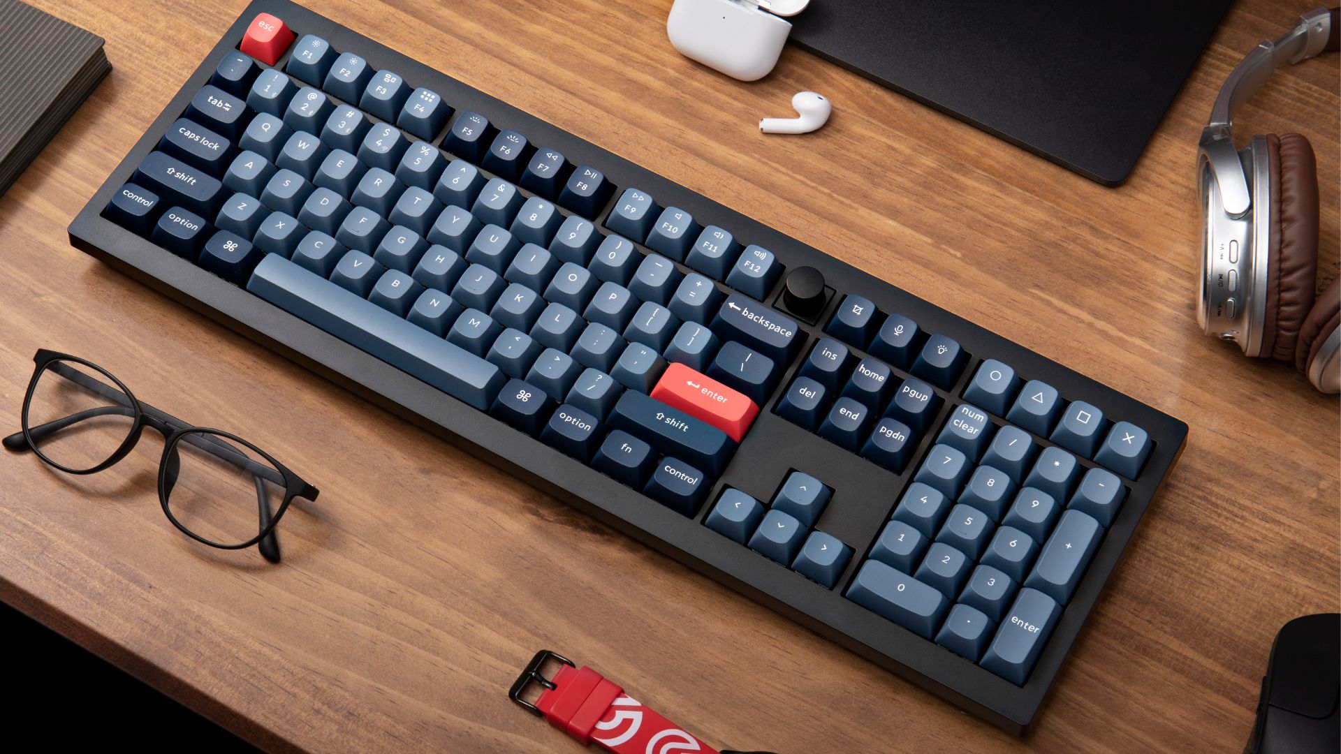 thumbnail video image 2 of Keychron V6 Max Wireless Custom Mechanical Keyboard, 2.4 GHz Bluetooth QMK Full Size RGB with Hot-Swappable Gateron Banana Switch for Mac Windows Linux, 2 of 9