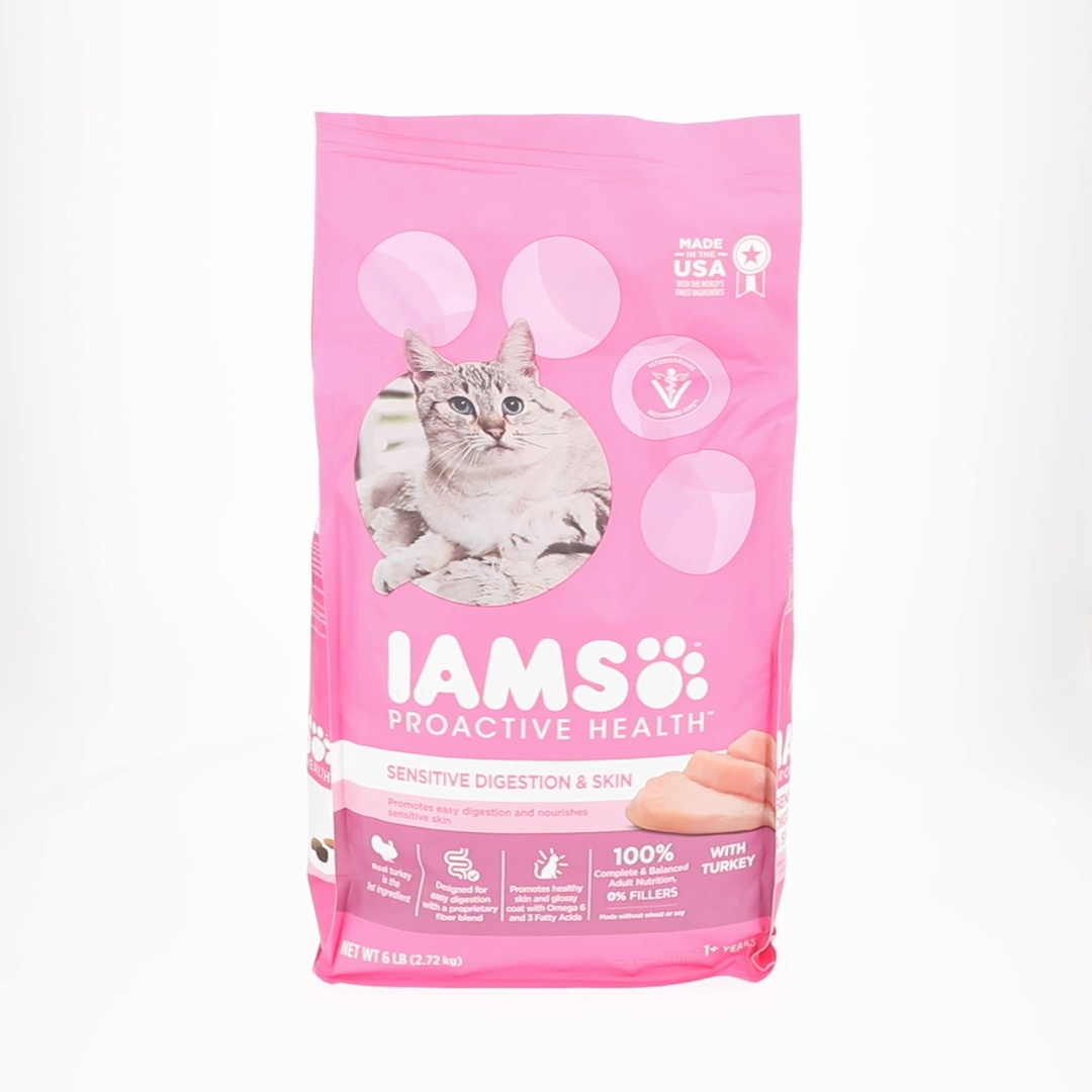 IAMS Proactive Health Turkey Dry Cat Food, 6 Lb Bag for Adult Cats