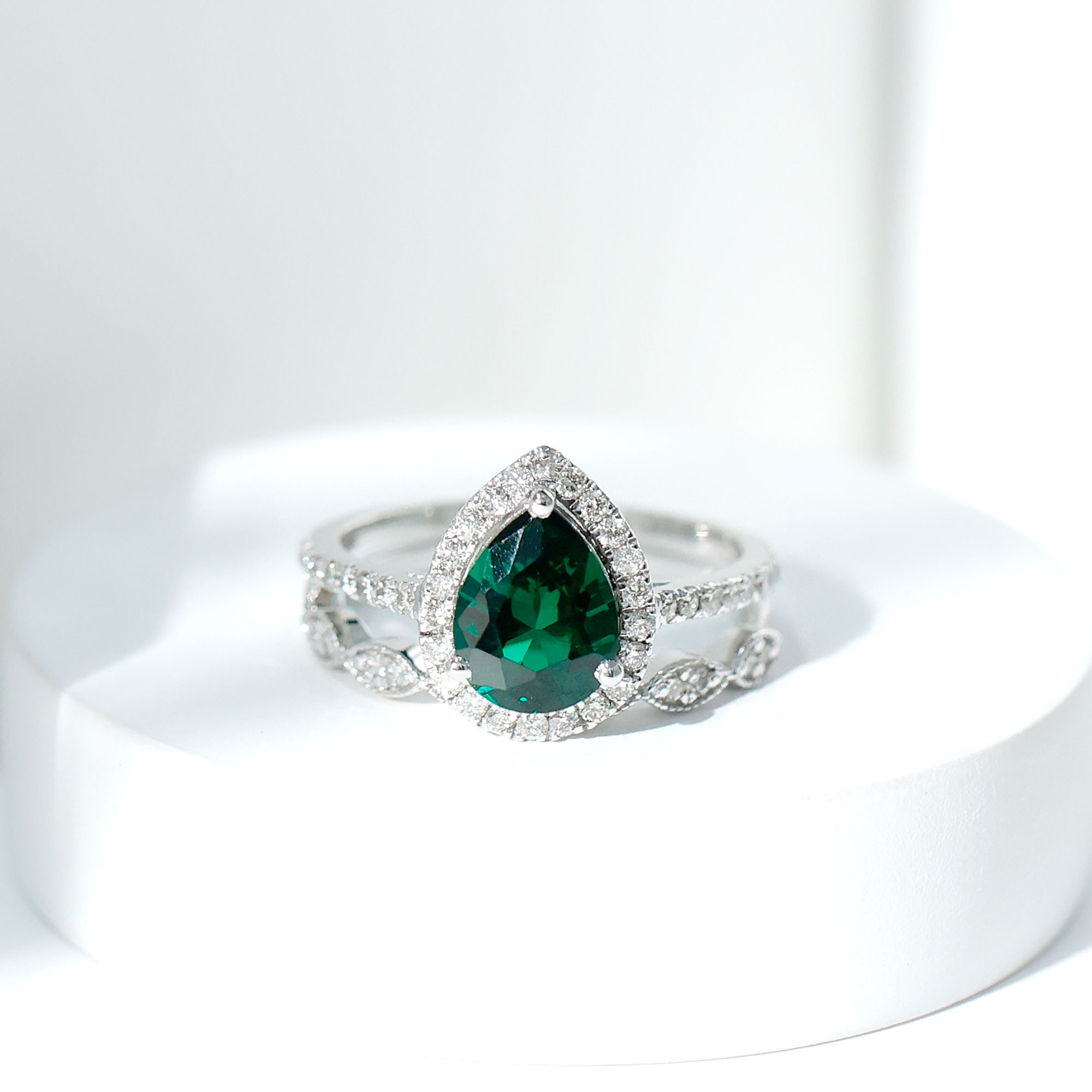 thumbnail video image 2 of Rosec Jewels Womens 2.50 CT Created Emerald Solitaire Rings Set with Diamond, Teardrop Ring for Her, 925 Sterling Silver, US 3.00, 2 of 8