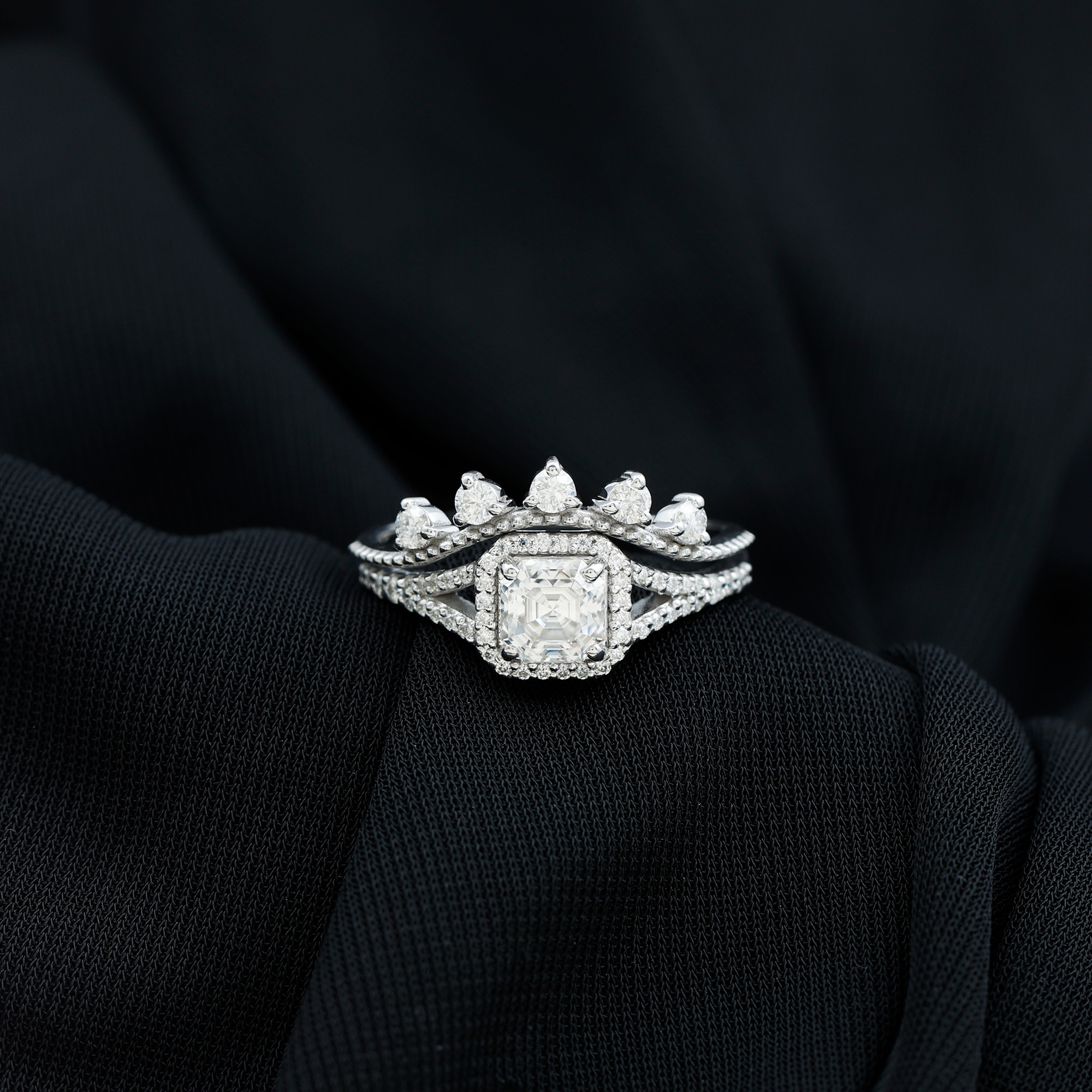 thumbnail video image 2 of Rosec Jewels Moissanite Wedding Ring Set for Women - Vintage Inspired Engagement Ring with Curved Band - D-VS1 Quality, 10K Yellow Gold, US 7.50, 2 of 8