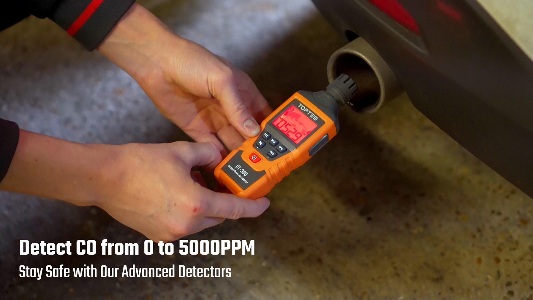 thumbnail video image 3 of TOPTES Carbon Monoxide Detector CT-300, Handheld CO Alarm with Backlit LCD Display and Audible Visual Alerts, for Home, Car, Camping and Travel, 3 of 10