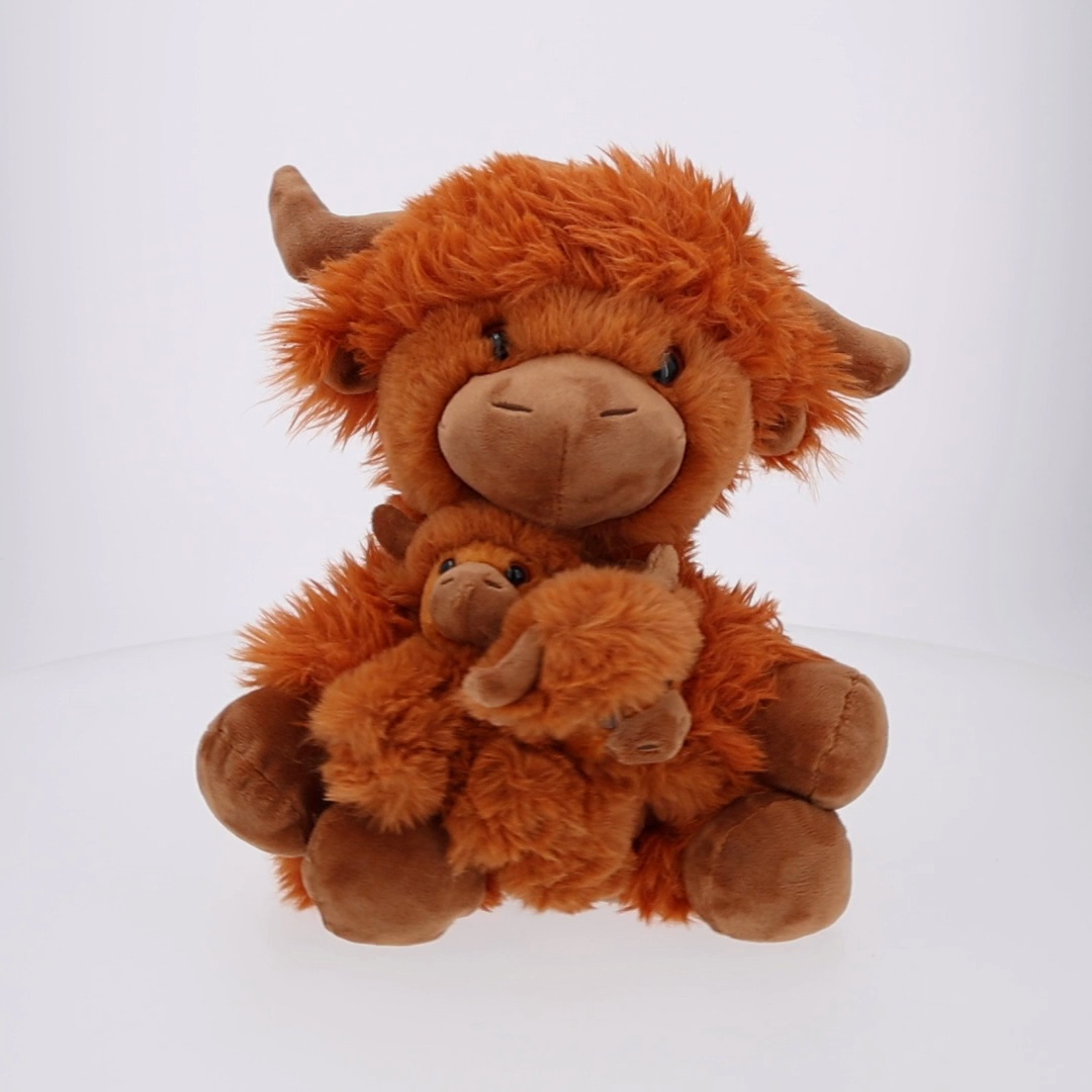Hugs & Cuddles™ Fluffy Fam 10” Highl& Cow Mommy & Babies Plush Set