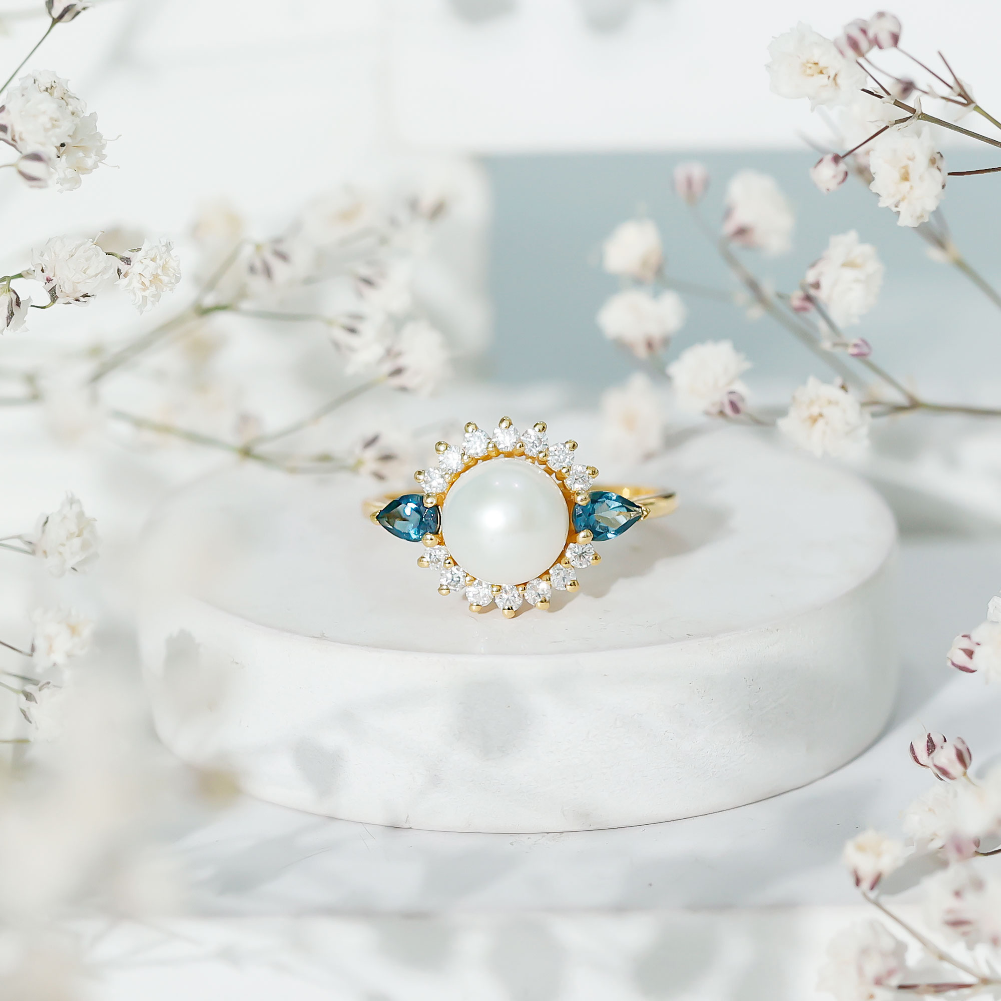 thumbnail video image 2 of Rosec Jewels Freshwater Pearl Cocktail Ring with Blue Topaz and Moissanite - Pearl Ring for Women - AAA Quality Certified, 18K Yellow Gold, US 7.50, 2 of 7