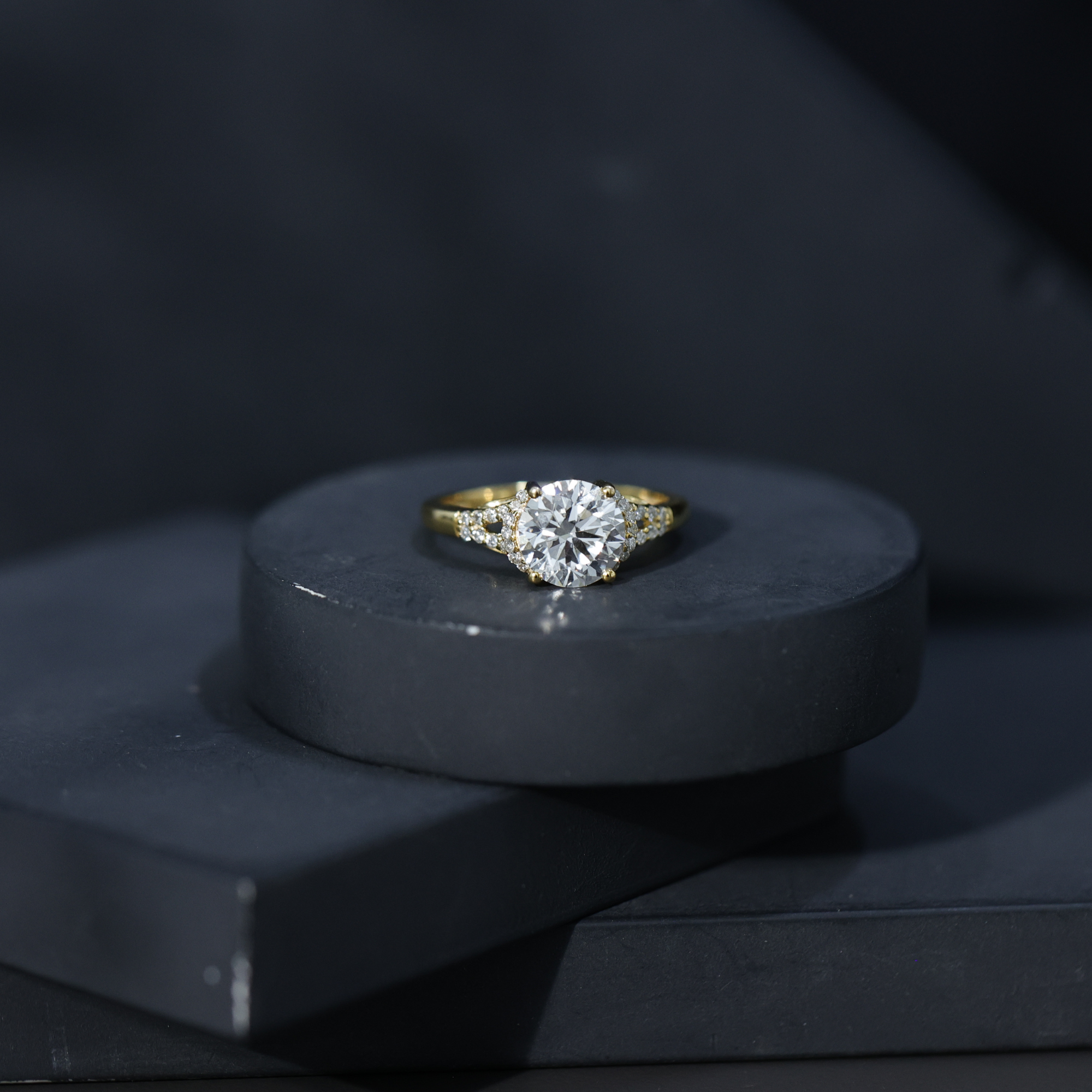 thumbnail video image 2 of Rosec Jewels Lab Created Diamond Engagement Ring 2 Carat - Certified 8 mm Round Ring (EF-VS Quality), 14K White Gold, US 11.50, 2 of 9