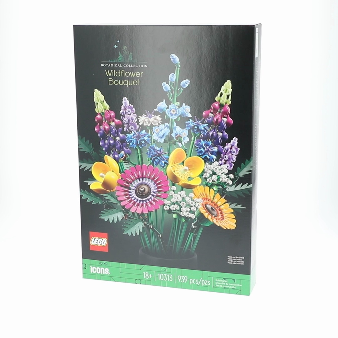 LEGO Wildflower Bouquet 10313 and LEGO Hedgehog Picnic 40711