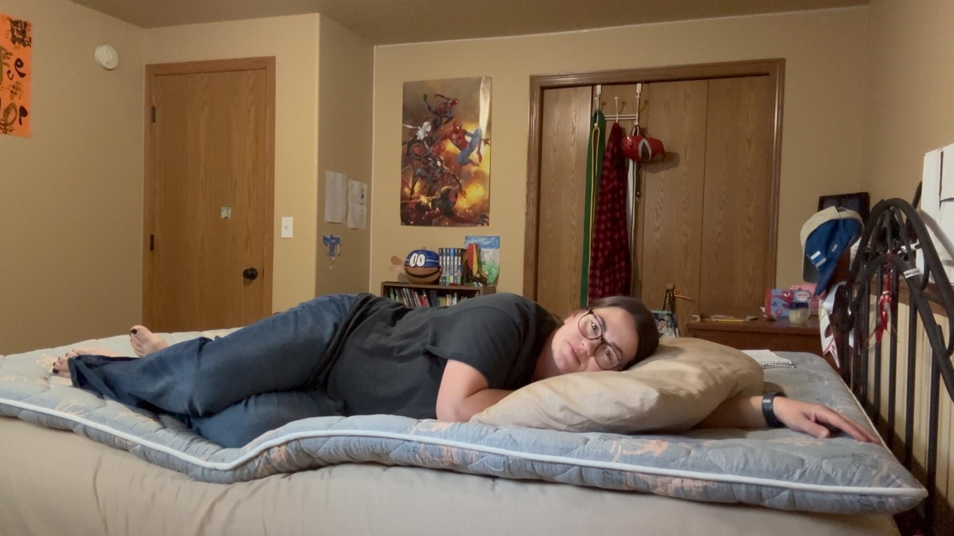 thumbnail video image 2 of LILYVIBEBEARHAPPY Ultra Soft Twin XL 3" Premium Foam Mattress Topper - High-Density, Breathable & Hypoallergenic for Back Pain Relief,Twin XL (39"X80"), 2 of 9