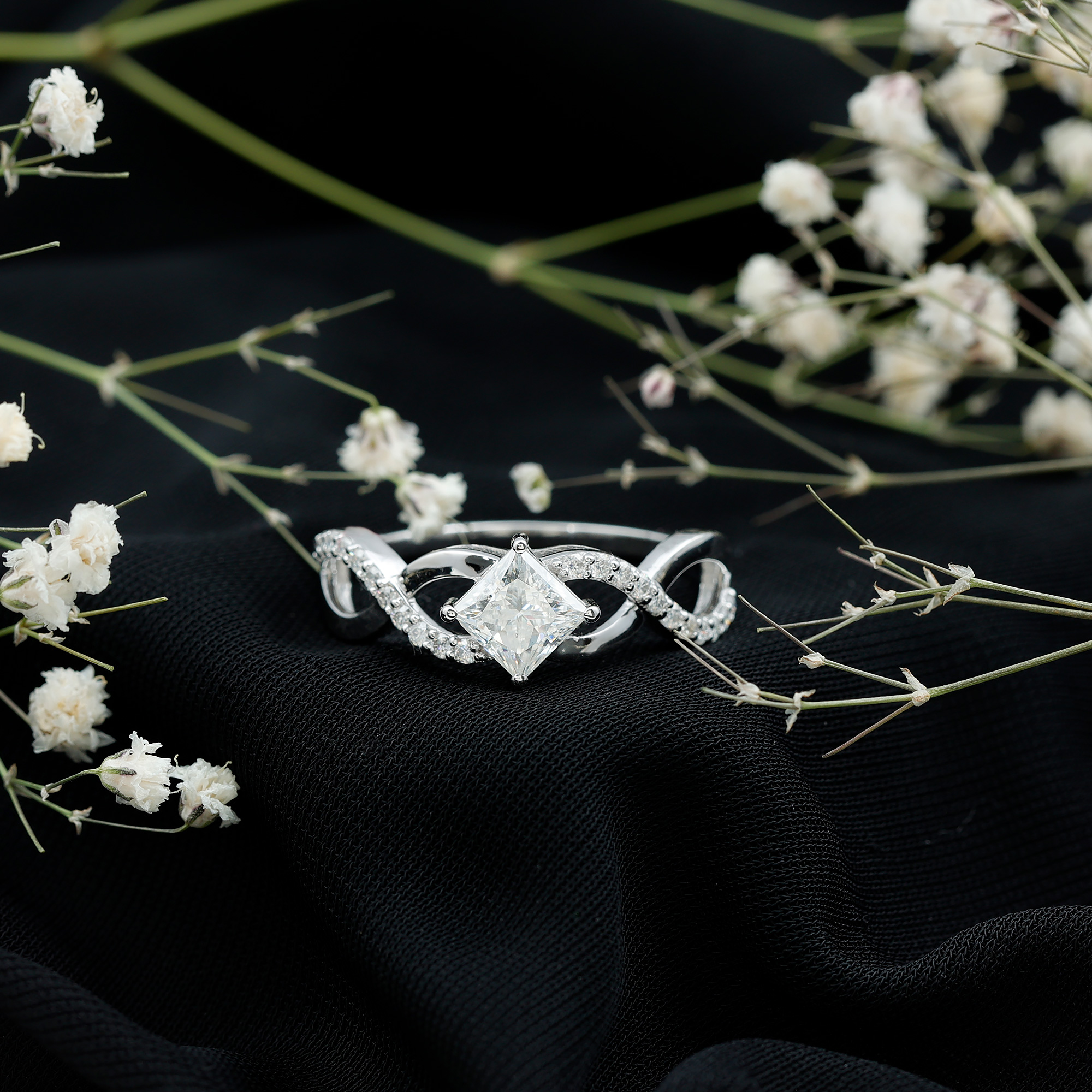 thumbnail video image 2 of Rosec Jewels Certified Moissanite Princess Cut Engagement Ring 1 Carat - Designer Ring for Women - 6 mm - D-VS1 Quality, 10K Yellow Gold, US 11.00, 2 of 8