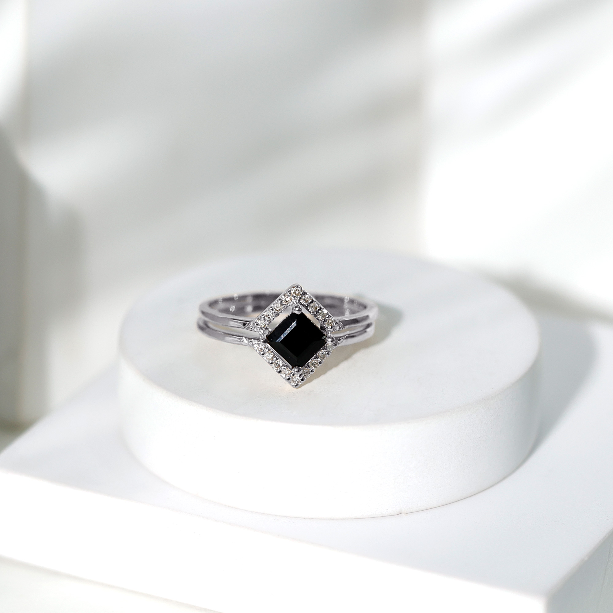 thumbnail video image 2 of Rosec Jewels Real Black Onyx Diamond Wedding Ring Set of 2 - Princess Cut Engagement Ring with Enhancer - AAA Quality, 925 Sterling Silver, US 4.00, 2 of 8