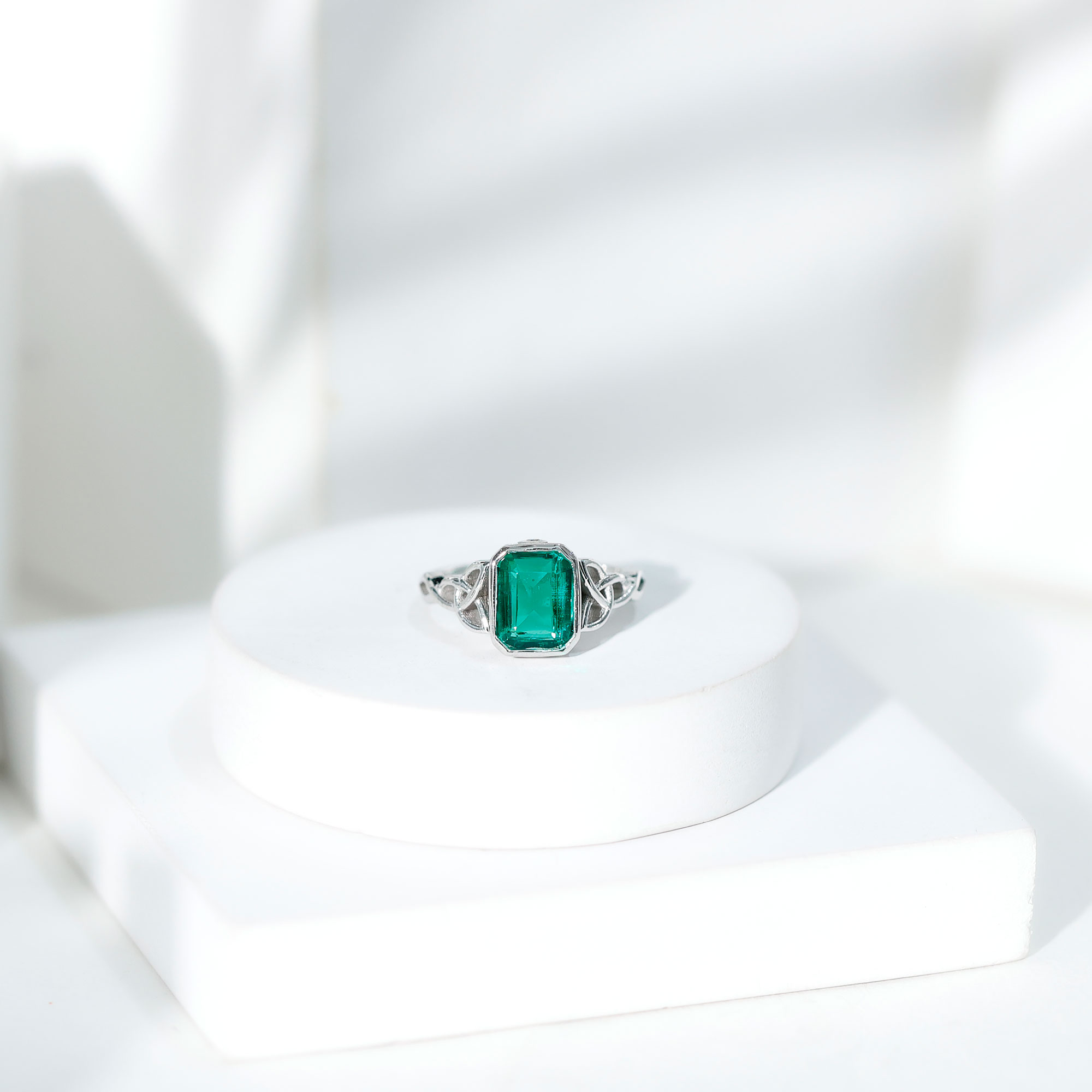 thumbnail video image 2 of Rosec Jewels Created Green Sapphire Solitaire Ring with Diamond - Celtic Knot Ring (6X8 mm), 925 Sterling Silver, US 4.00, 2 of 8