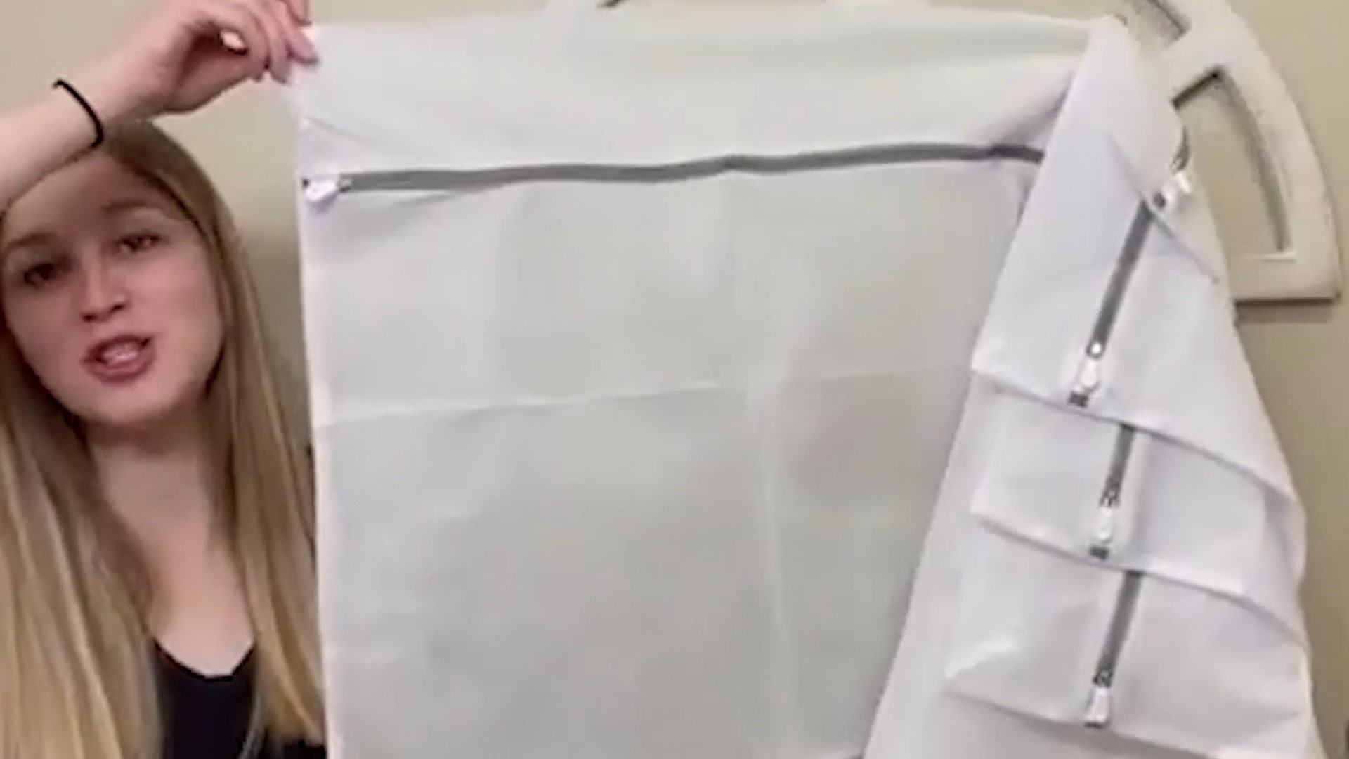 thumbnail video image 2 of Okaka 5-Pack Mesh Laundry Bags for Delicate - Blouse, Underwear, Lingerie (5 Sizes), 2 of 9