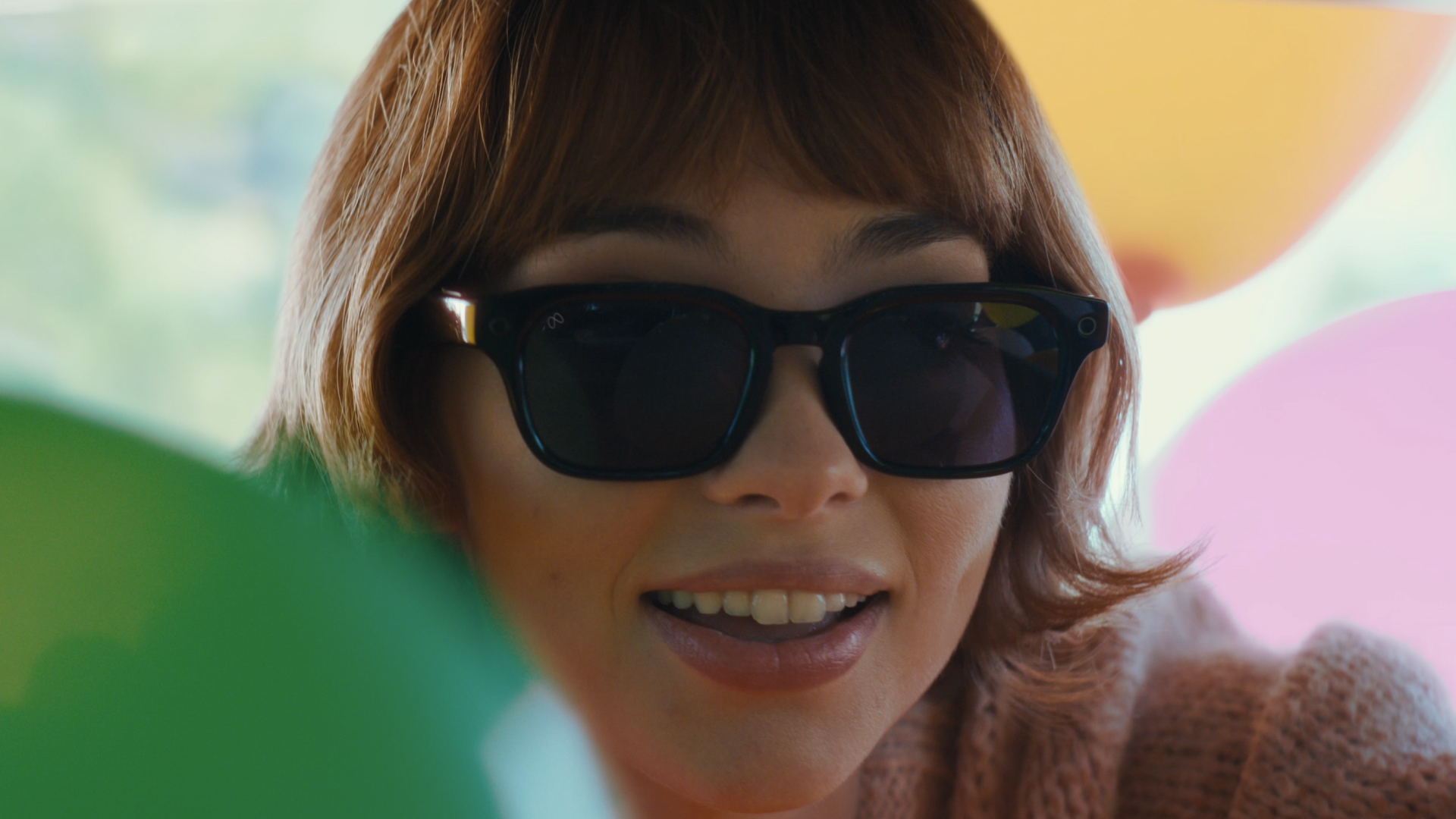 thumbnail video image 2 of Meta Adventurer Large Classic Black, Brown Lenses, 2 of 11
