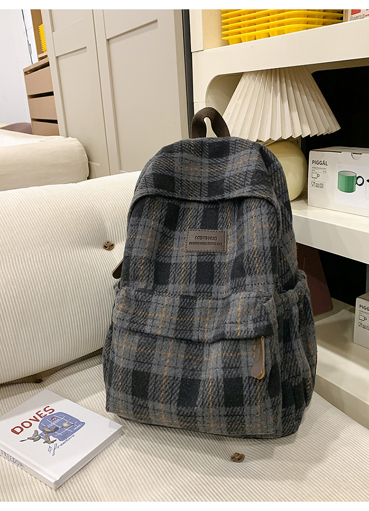 thumbnail video image 2 of Sunyuer Women Vintage Plaid Backpack, Casual School Bookbag, Aesthetic Preppy Laptop Daypack, Retro Grid Pattern Lightweight Backpack for College Daily Travel, 2 of 7