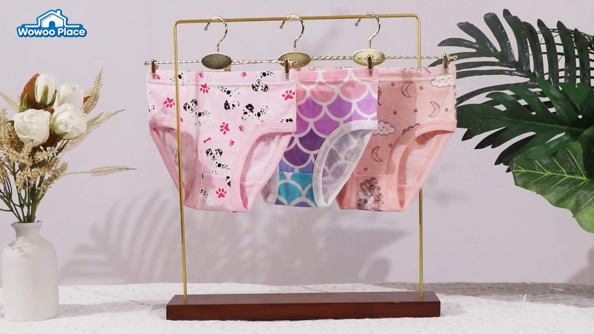 thumbnail video image 2 of Wowoo Place Little Girls Cute Printed Soft 100% Cotton Panties, 10-Pack, Size 5, 2 of 9