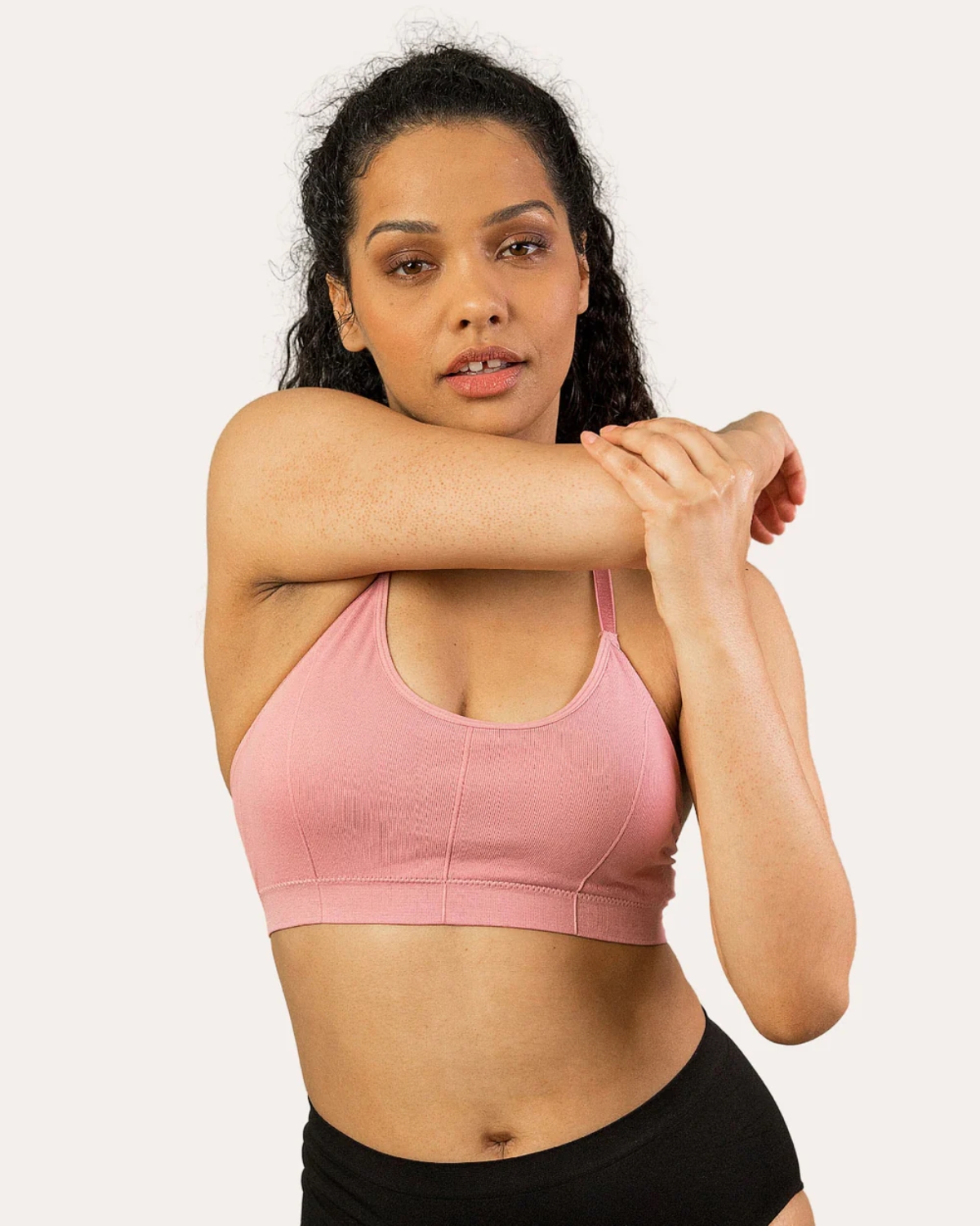thumbnail video image 2 of Coobie Scoopneck Full Coverage Yoga Bra 9147,Rose Dust,One Size, 2 of 8