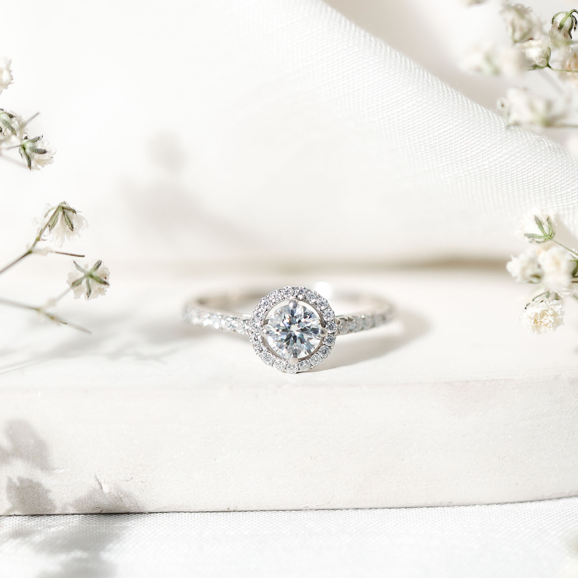 thumbnail video image 2 of Rosec Jewels Lab Grown Diamond Halo Engagement Ring with Side Stones - EF-VS Quality, 14K Yellow Gold, US 12.00, 2 of 8