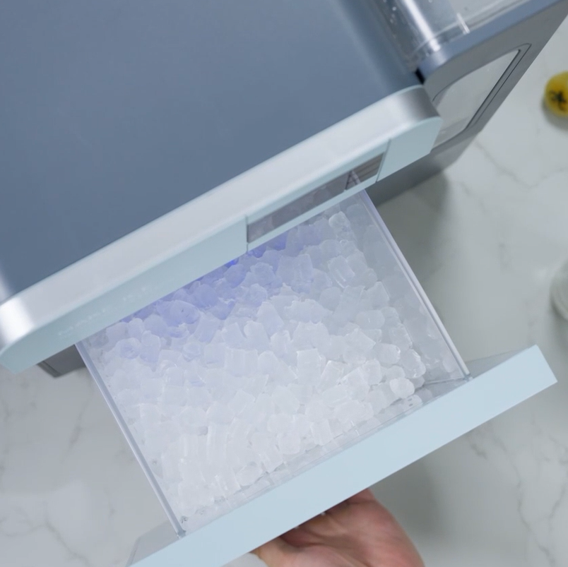 thumbnail video image 2 of VECYS Nugget Ice Maker W/ Side Water Tank, 44LBS/Day Self-Cleaning, Sage, 2 of 8
