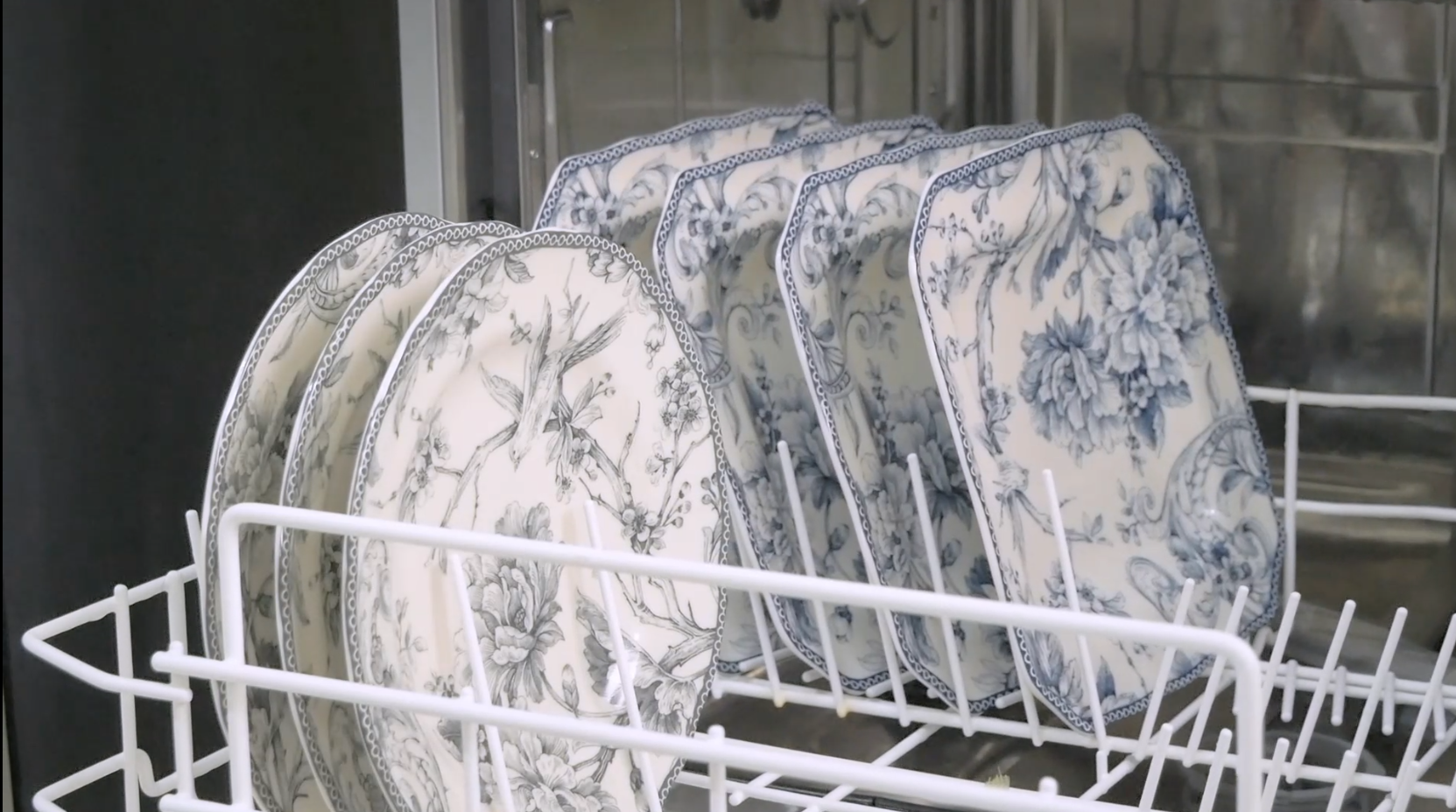 thumbnail video image 2 of 222 Fifth Kaden Stoneware Dinnerware Set, 12-Piece, White, 2 of 7