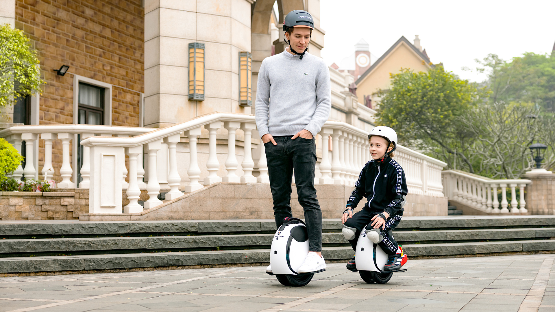 thumbnail video image 2 of INMOTION E20 Electric Unicycle – 14" Wheel, 500W Motor, 10-Mile Range, 12.5mph, UL2272 Certified, 2 of 9