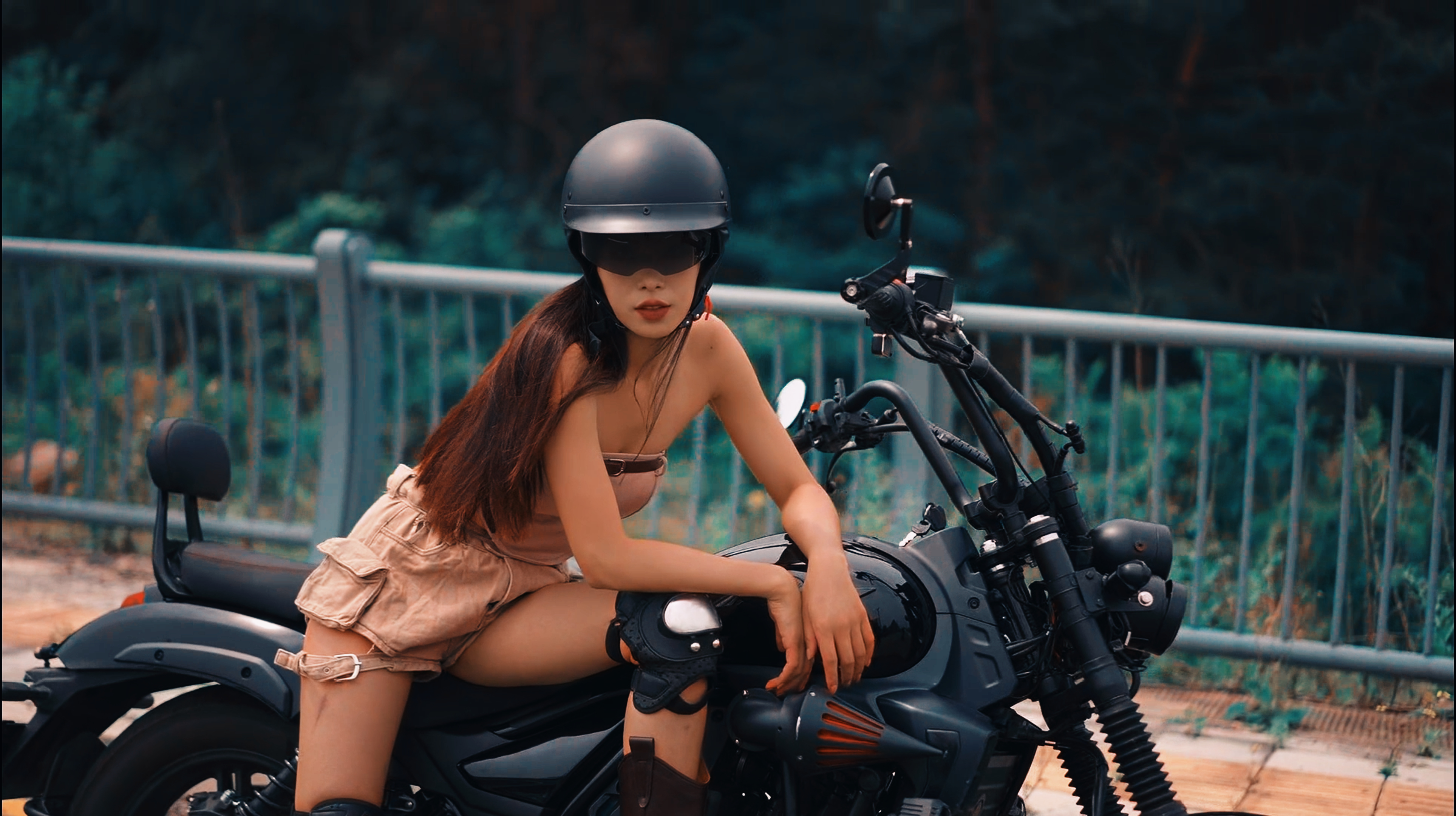 thumbnail video image 2 of 1Storm Motorcycle Half Face Helmet Mopeds Scooter Pilot with retractable Inner Smoked Visor HKY205V, White Skull, 2 of 10