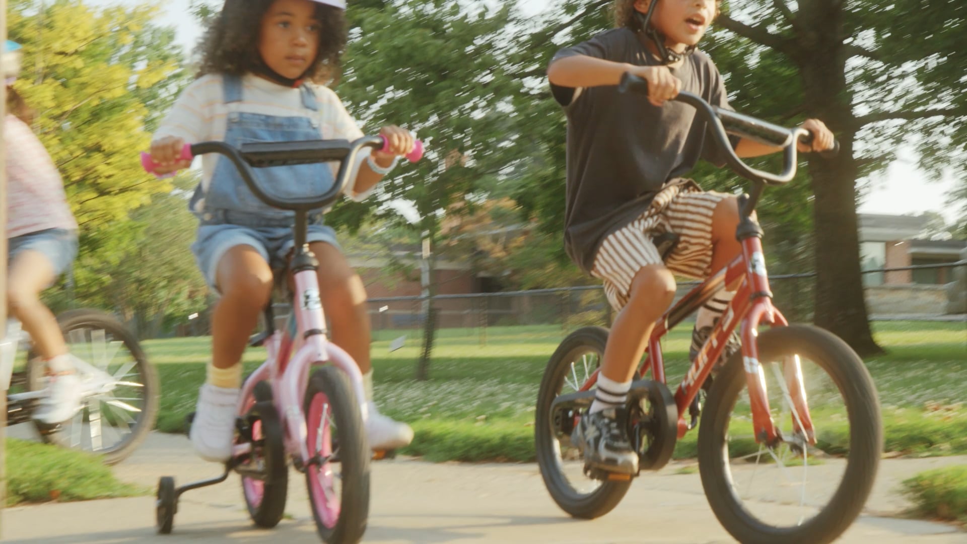 thumbnail video image 2 of Huffy 16" Rock It Boys’ Kids’ Bike, Fits Riders 42”-48”, EZ Build, Red, 2 of 13