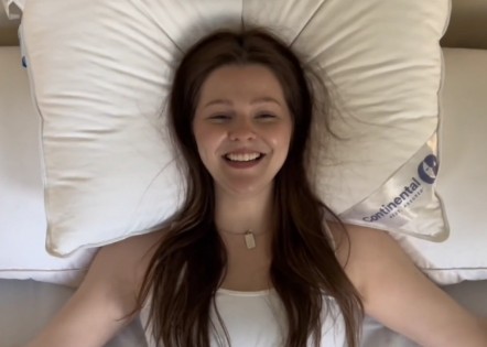 thumbnail video image 2 of 550FP Goose Down Pillow - Soft- King Size - 1 Pack, 2 of 8