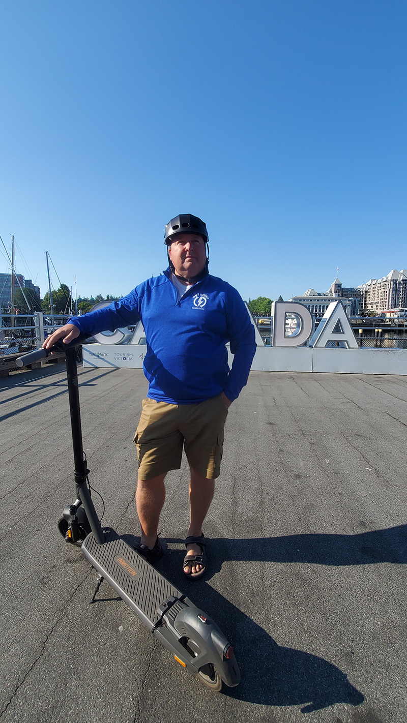 thumbnail video image 2 of INMOTION S1F Electric Scooter for Adults, Long Range Commuter E-Scooter, 25 MPH & 59 Miles, 300lbs Capacity, 2 of 10