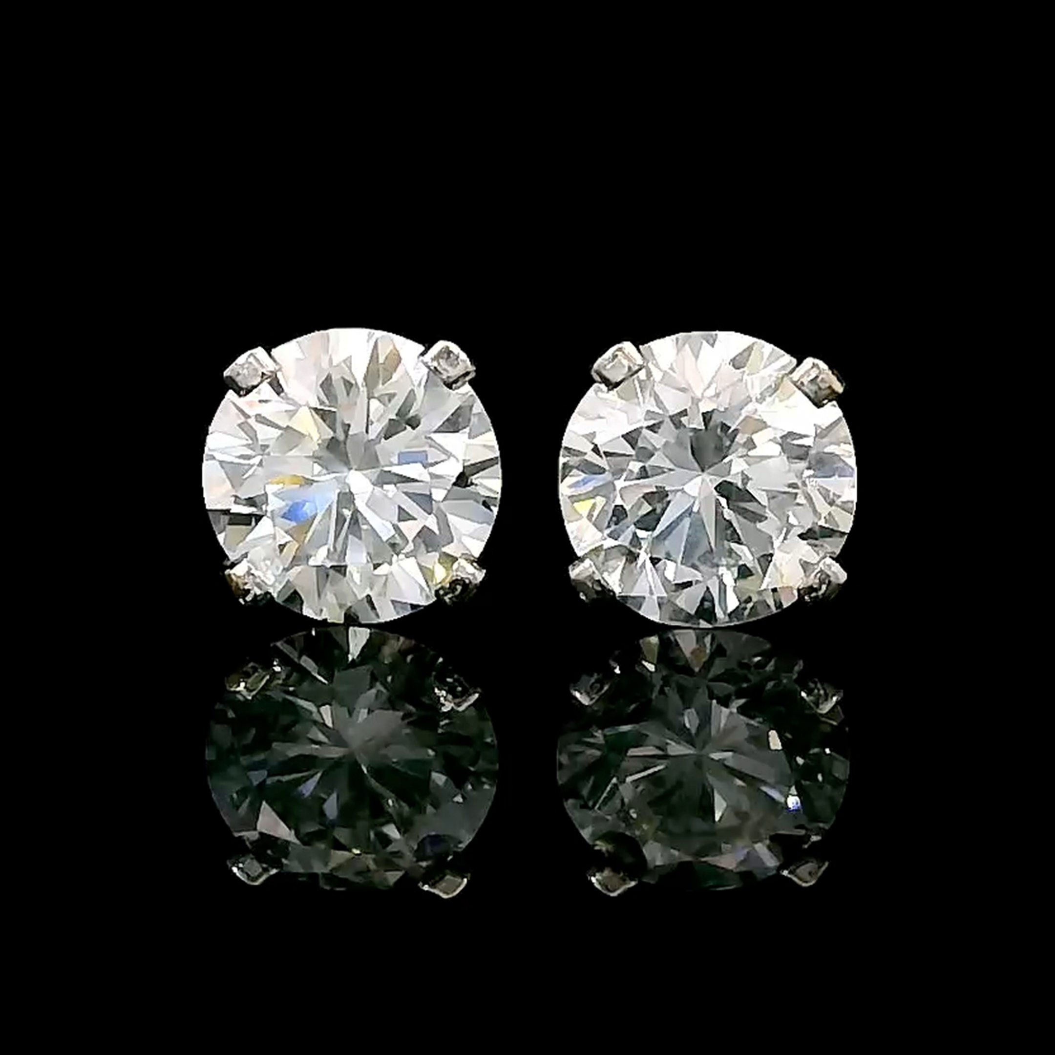 thumbnail video image 2 of Gem Stone King 14K White Gold Lab Grown Diamond Stud Earrings for Women Men (0.33 Cttw, E-F Color, VS1-VS2 Clarity), 2 of 7