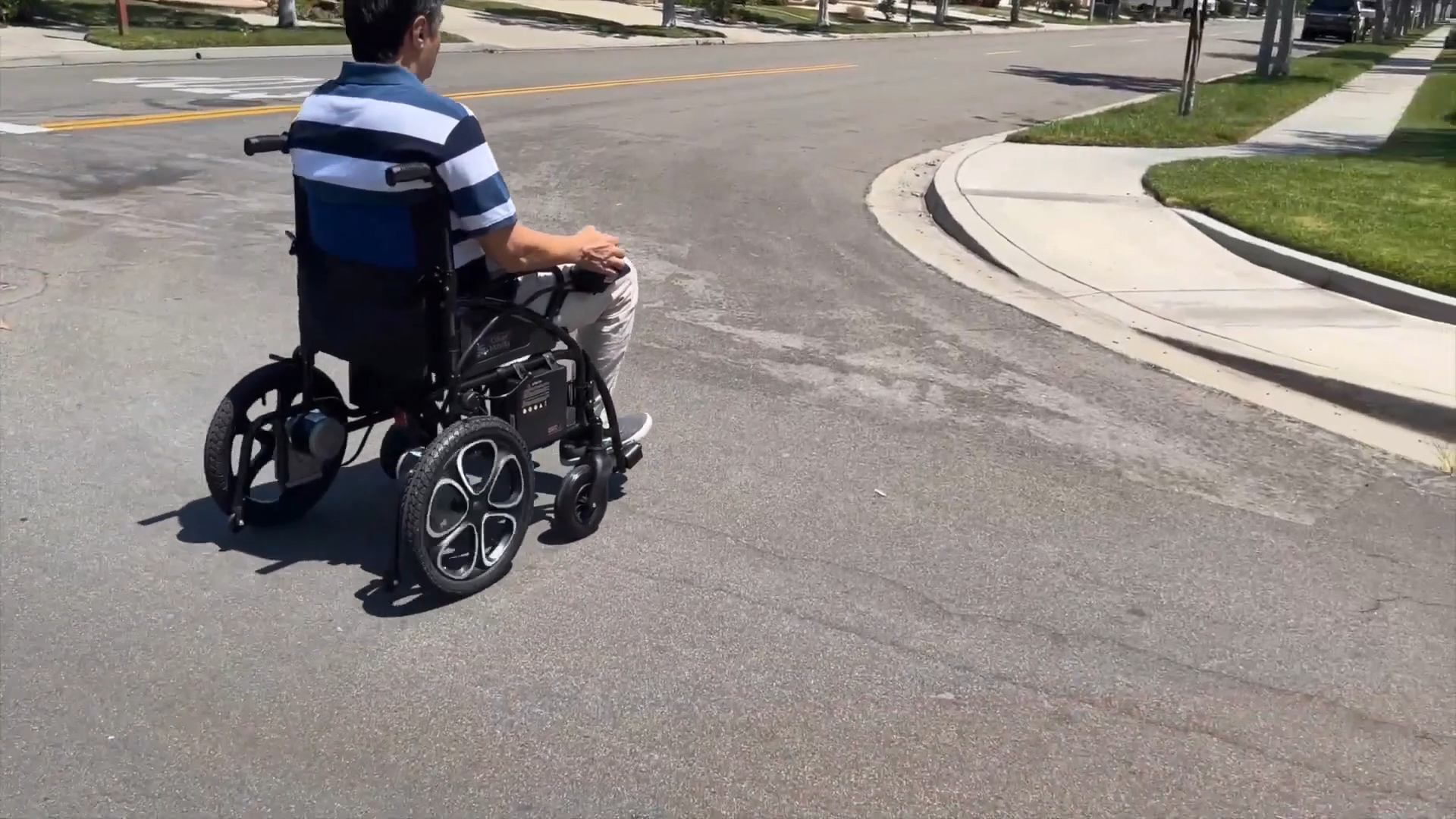thumbnail video image 2 of Alton Mobility - ARTEMIS - Electric Power Foldable Lightweight Wheelchair FDA Approved 265lbs -500W- 13Miles (Black Lithium), 2 of 11