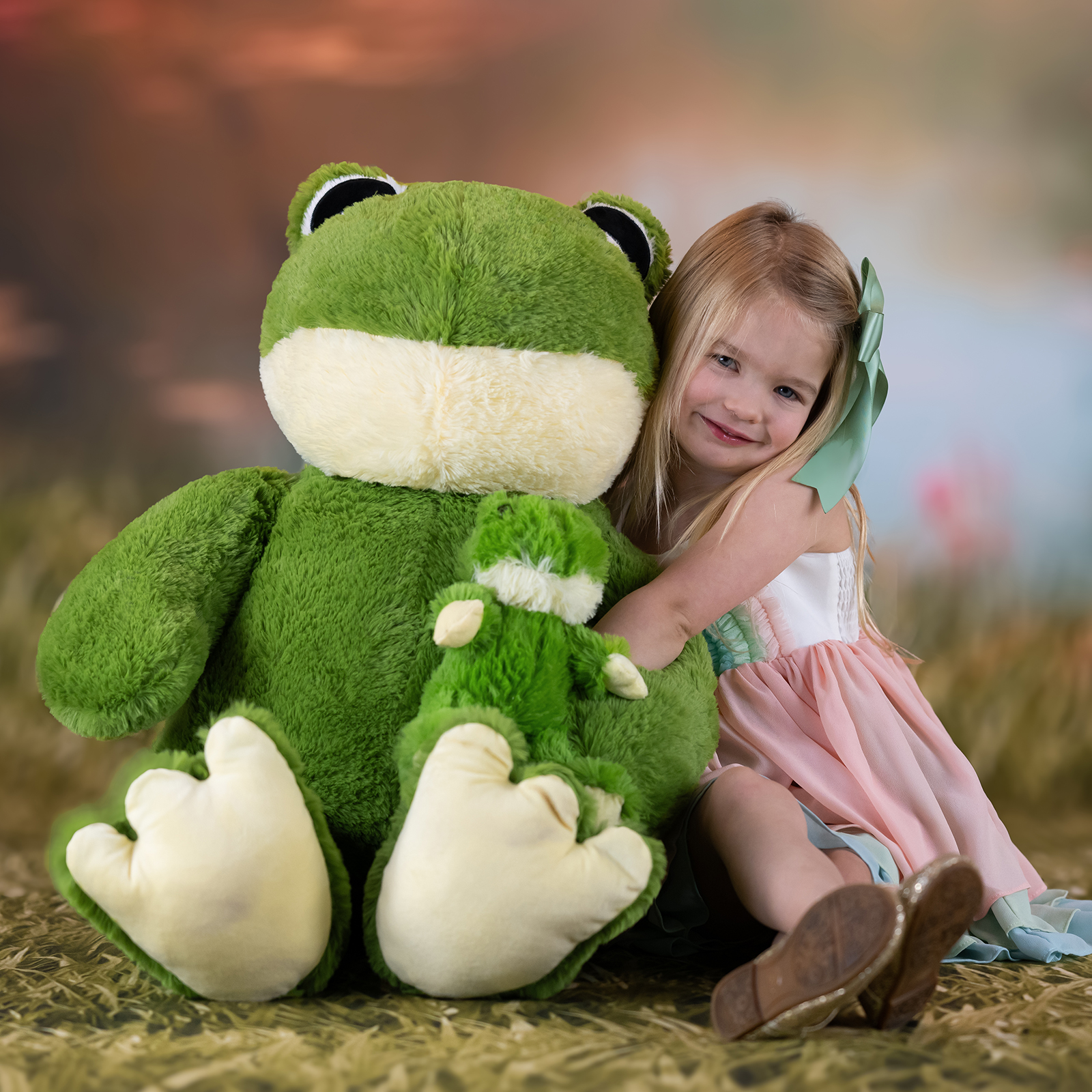 thumbnail video image 2 of MorisMos Large Frog Stuffed Animals Plush, 39'' Giant Stuffed Frog with Baby Plush Toy, 2 of 8