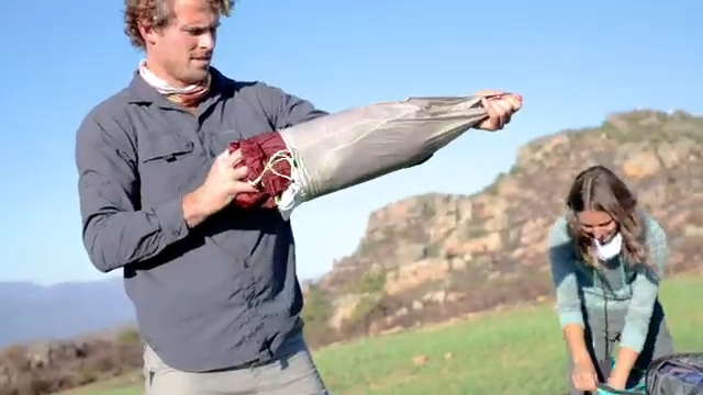 thumbnail video image 2 of Naturehike Cloud-Up 1/2/3 Person Backpacking Tent Lightweight Waterproof, 2 of 9