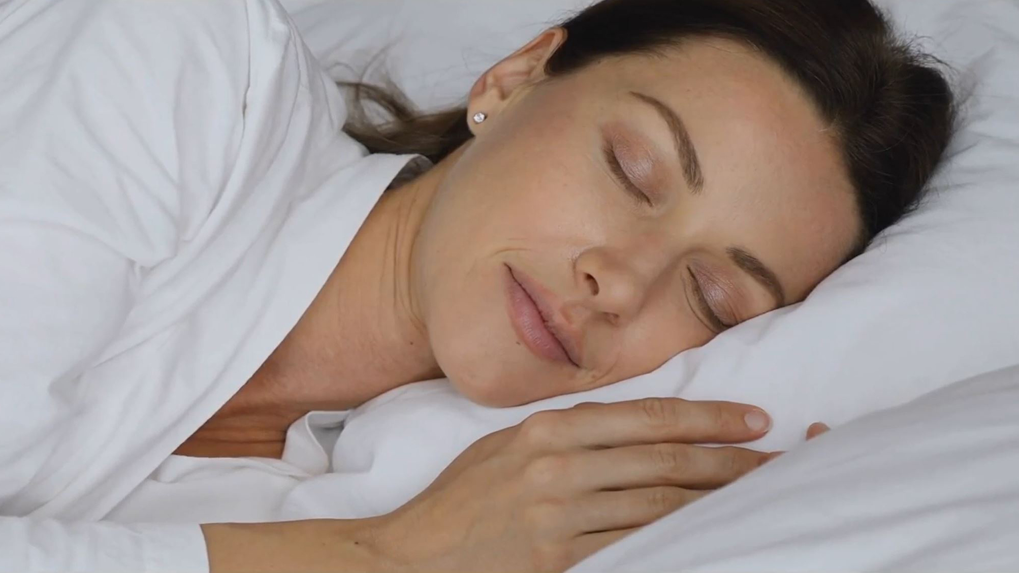 thumbnail video image 2 of Paderna 3" Bio-Responsive Celliant-Infused Mattress Topper - Better Sleep, Improved Circulation, Supports Recovery, FDA-Determined Medical Device (Cal King), 2 of 12