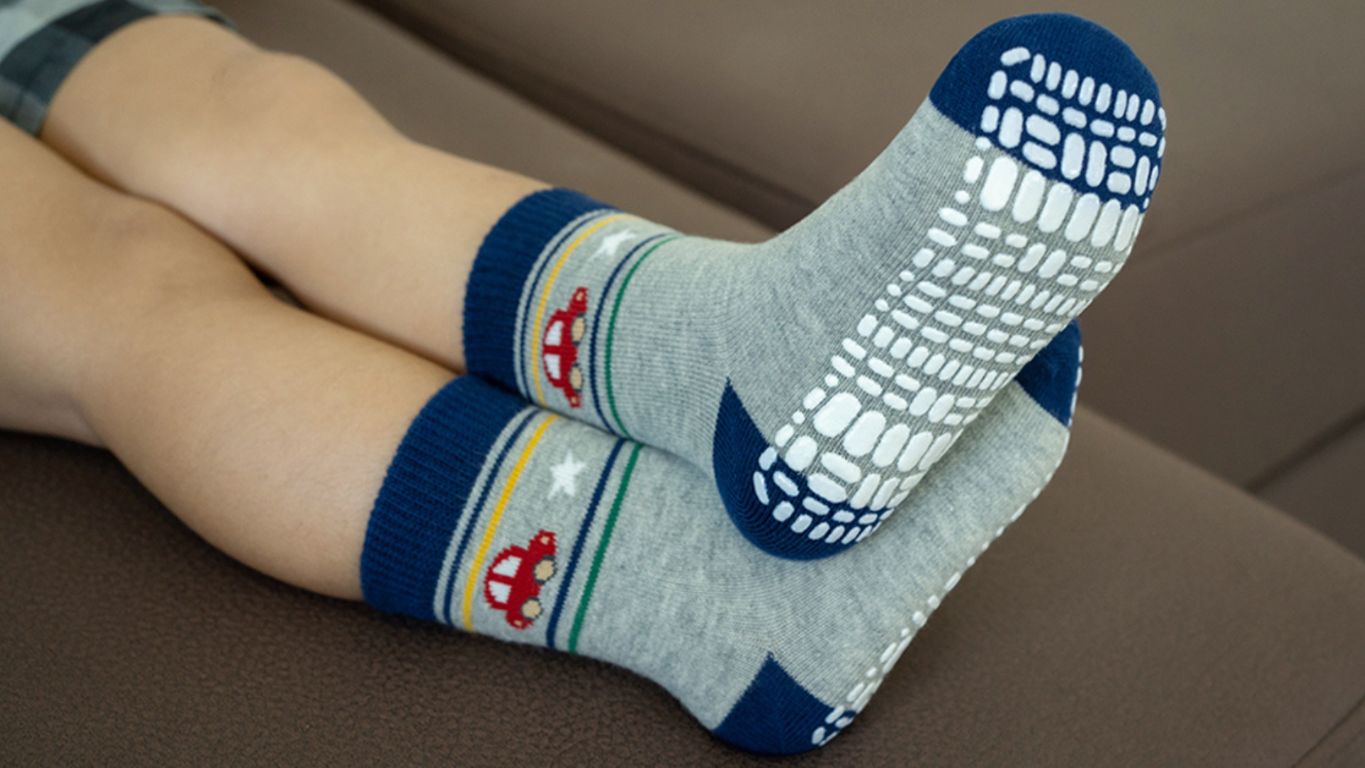 thumbnail video image 2 of RATIVE Non Skid Anti Slip Cotton Crew Baby Babies Toddler Toddlers Socks for Boy (1-3T,RU-4CL), 2 of 5